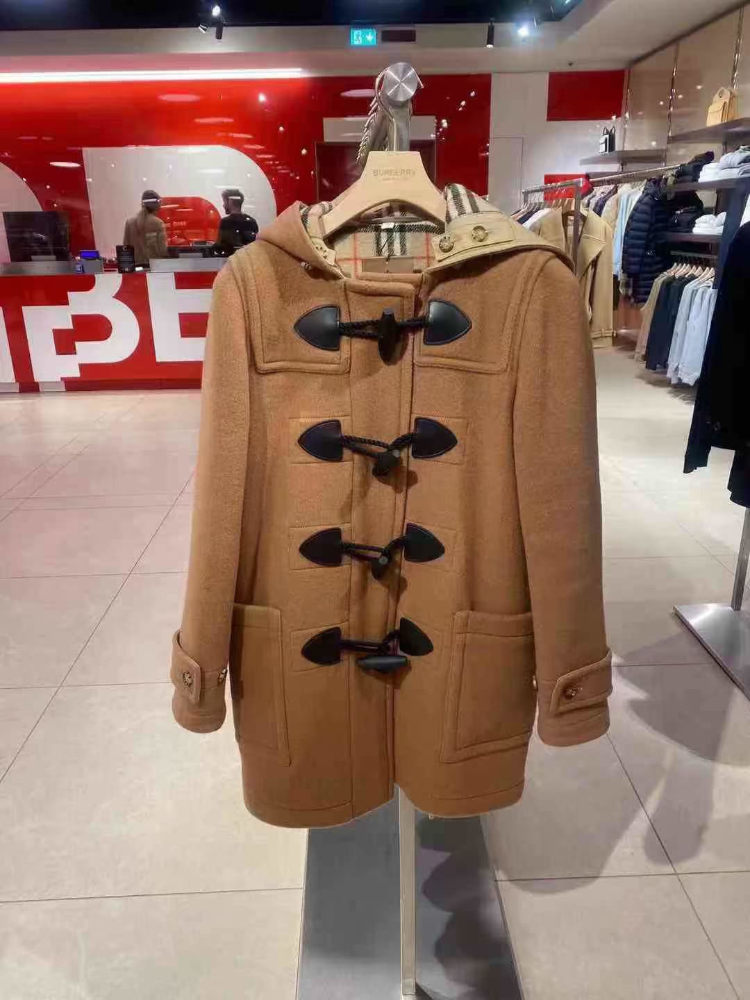 Burberry 駝色牛角扣駝色羊毛大褸