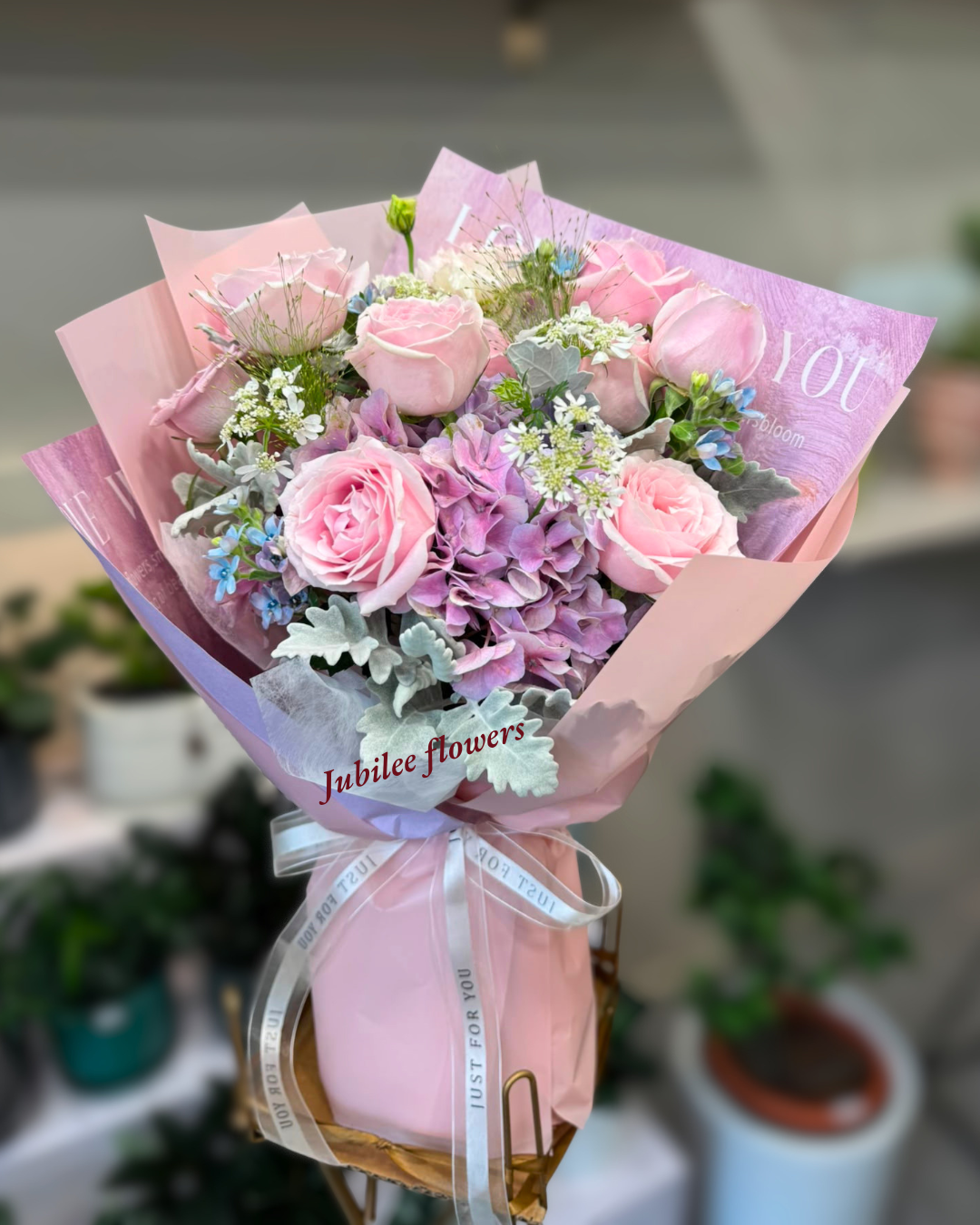 粉色玫瑰 · 粉紫繡球花束