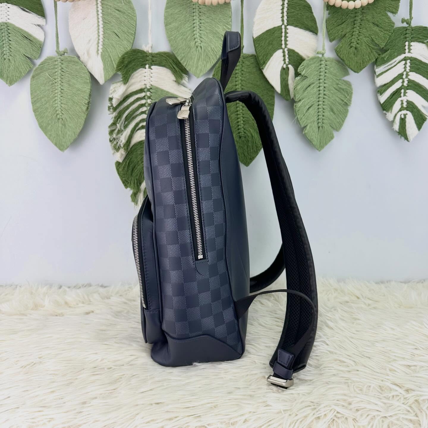 LV 🤍PRE OWNED 藍黑色棋盤格 Campus Backpack 晶片款💙