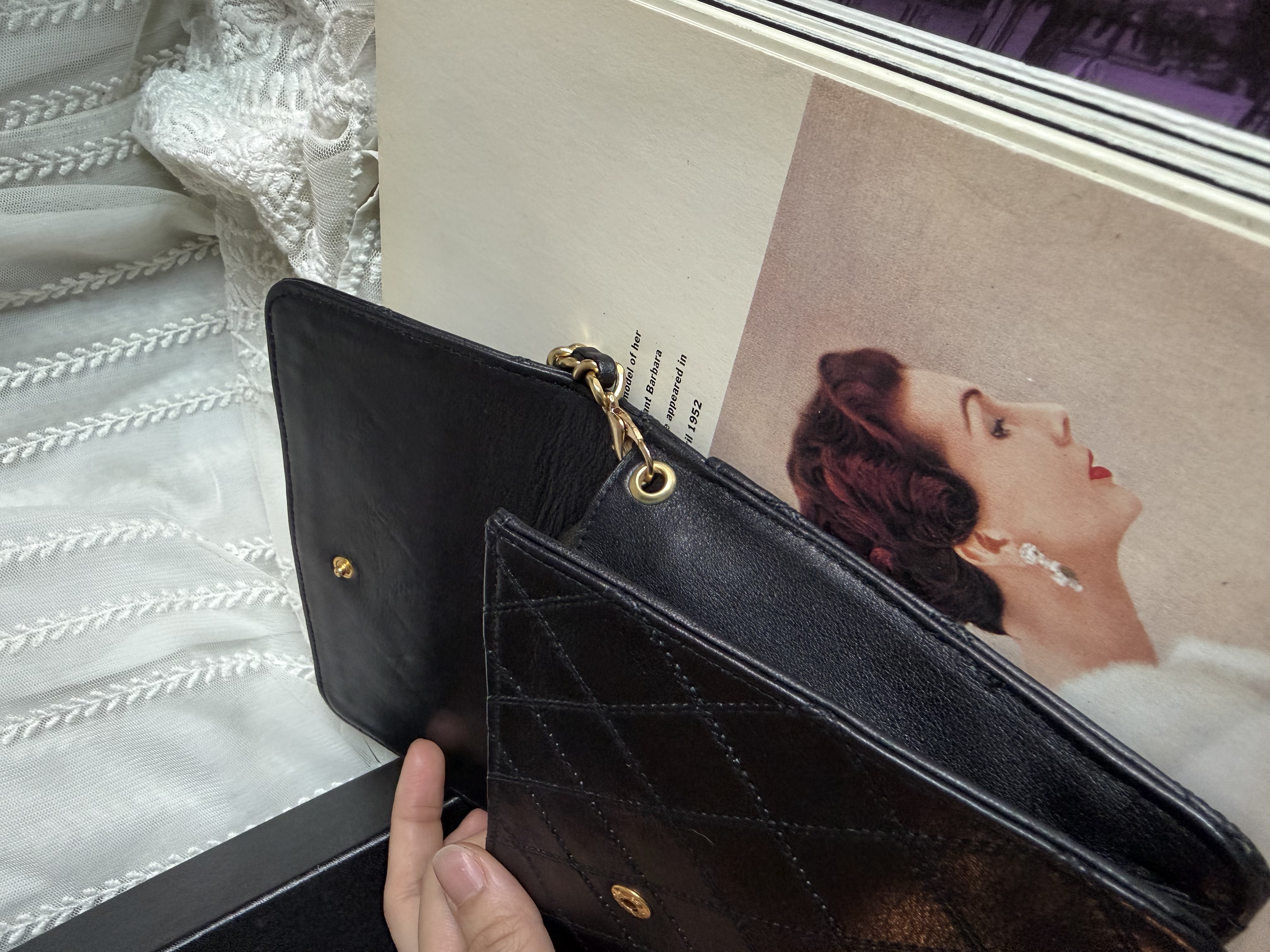 chanel cc black matelasse  black leather flap cutch bag