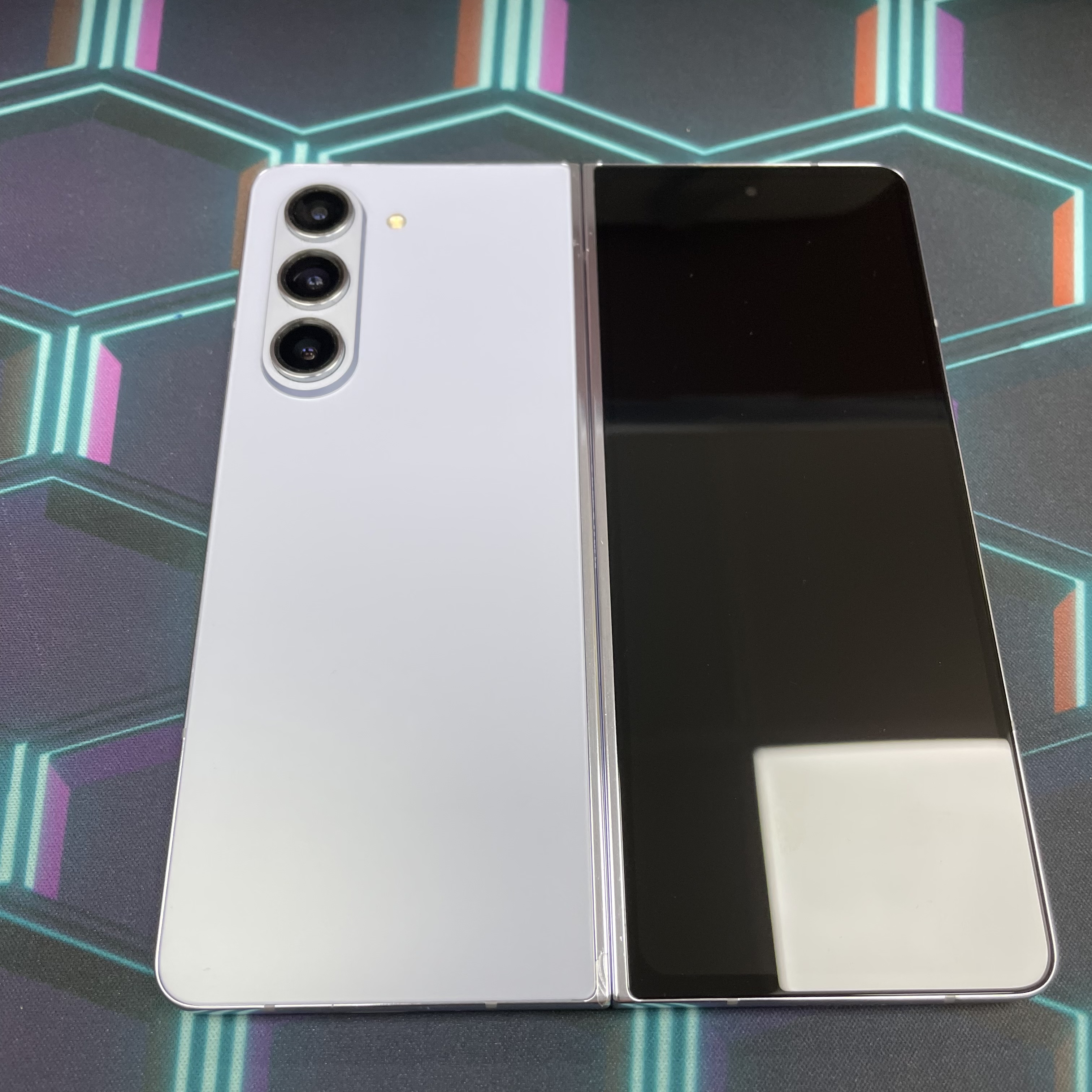 *5832B Galaxy Z Fold 5 勁靚機 12+256GB 藍色 blue