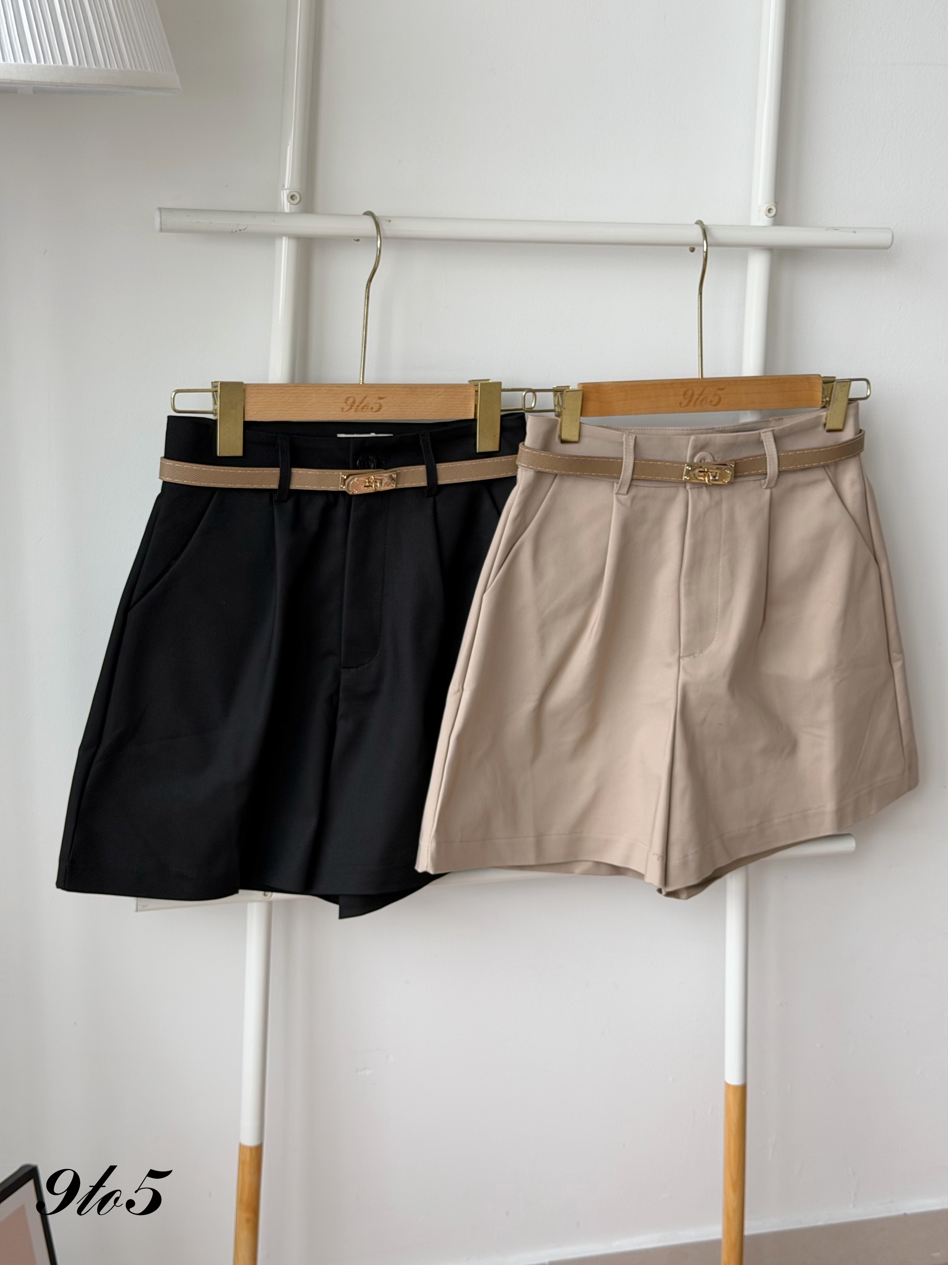 S2015 A Line Short Pants - Black & Khaki