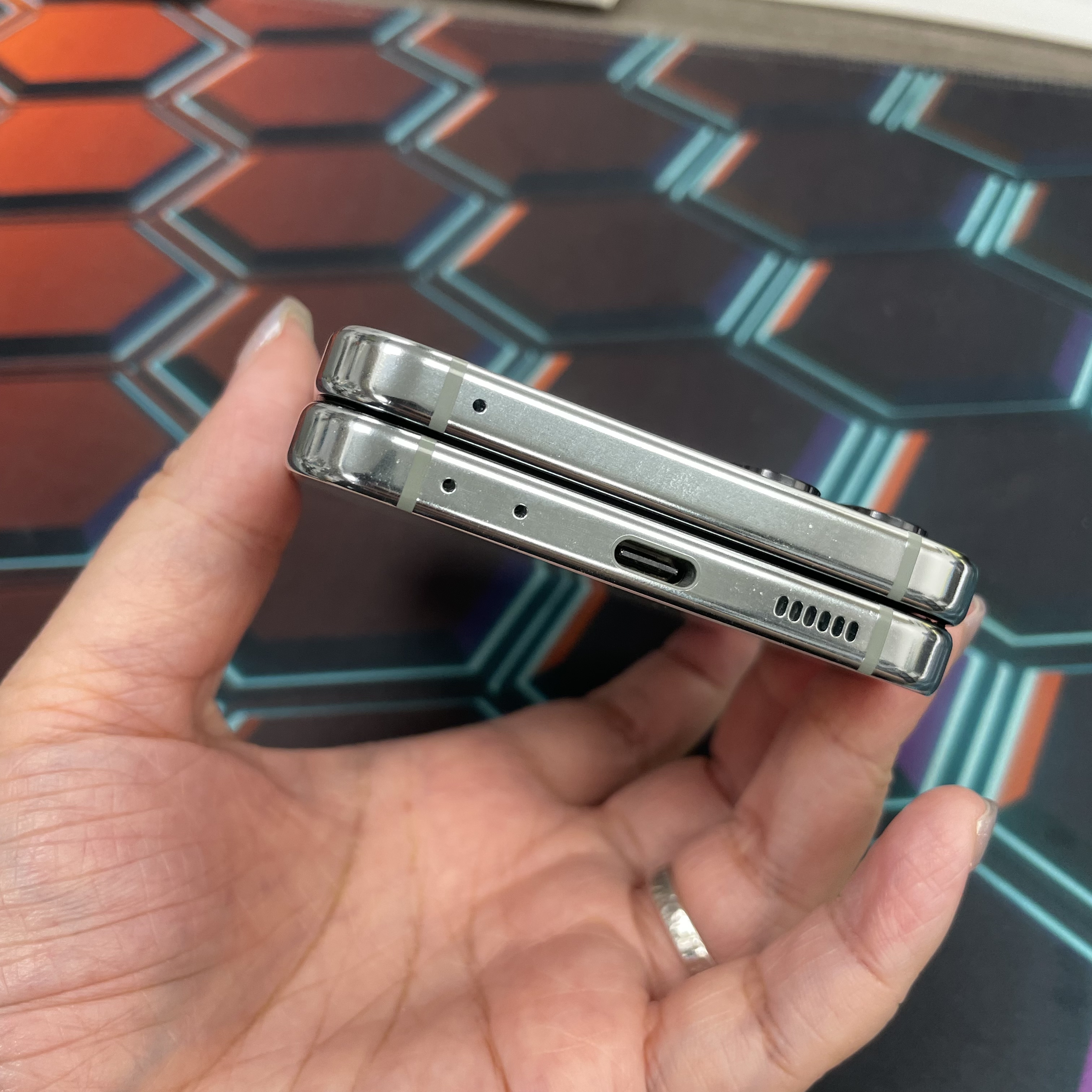 *7344 Galaxy Z Flip 5 完美機 8+256GB 綠色 green