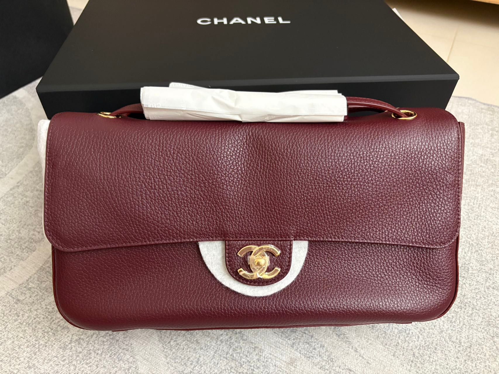 Chanel Maxi Flap Bag 32cm 酒紅色