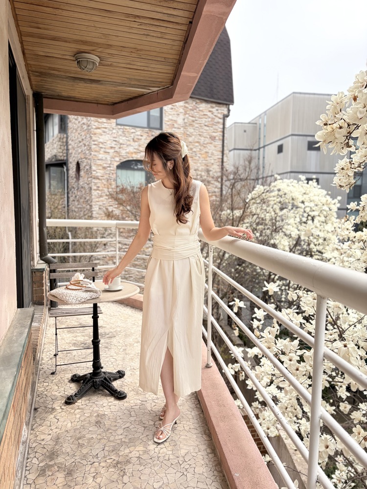 Arya Two-Way Textured Dress (Ivory)