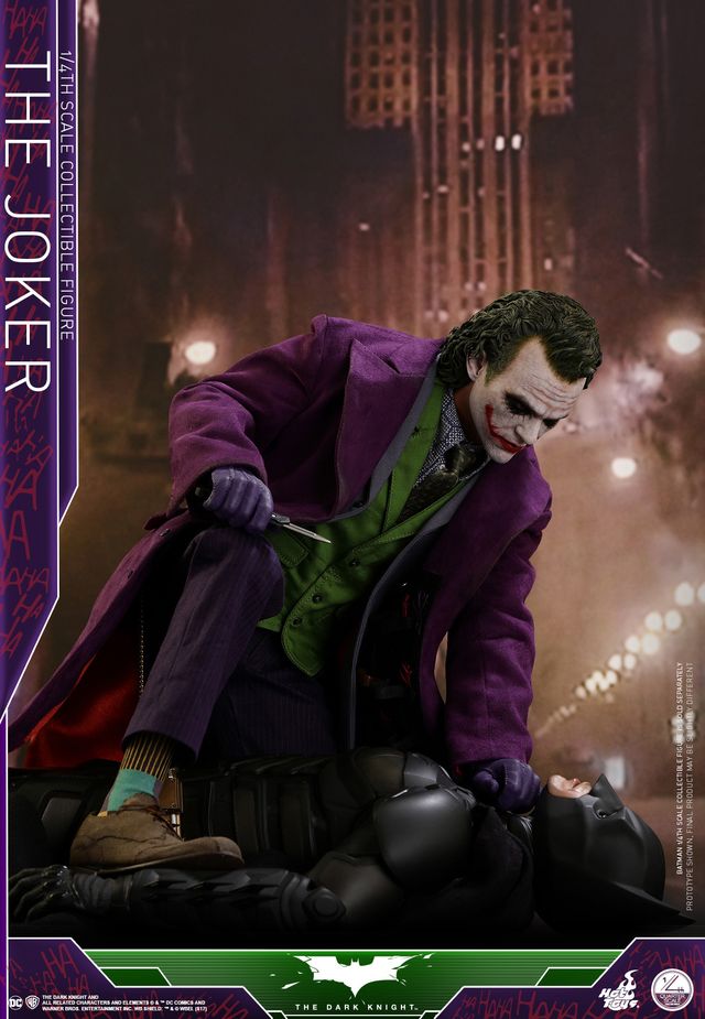 Hot Toys - QS010 - The Dark Knight- 1/4th scale The Joker