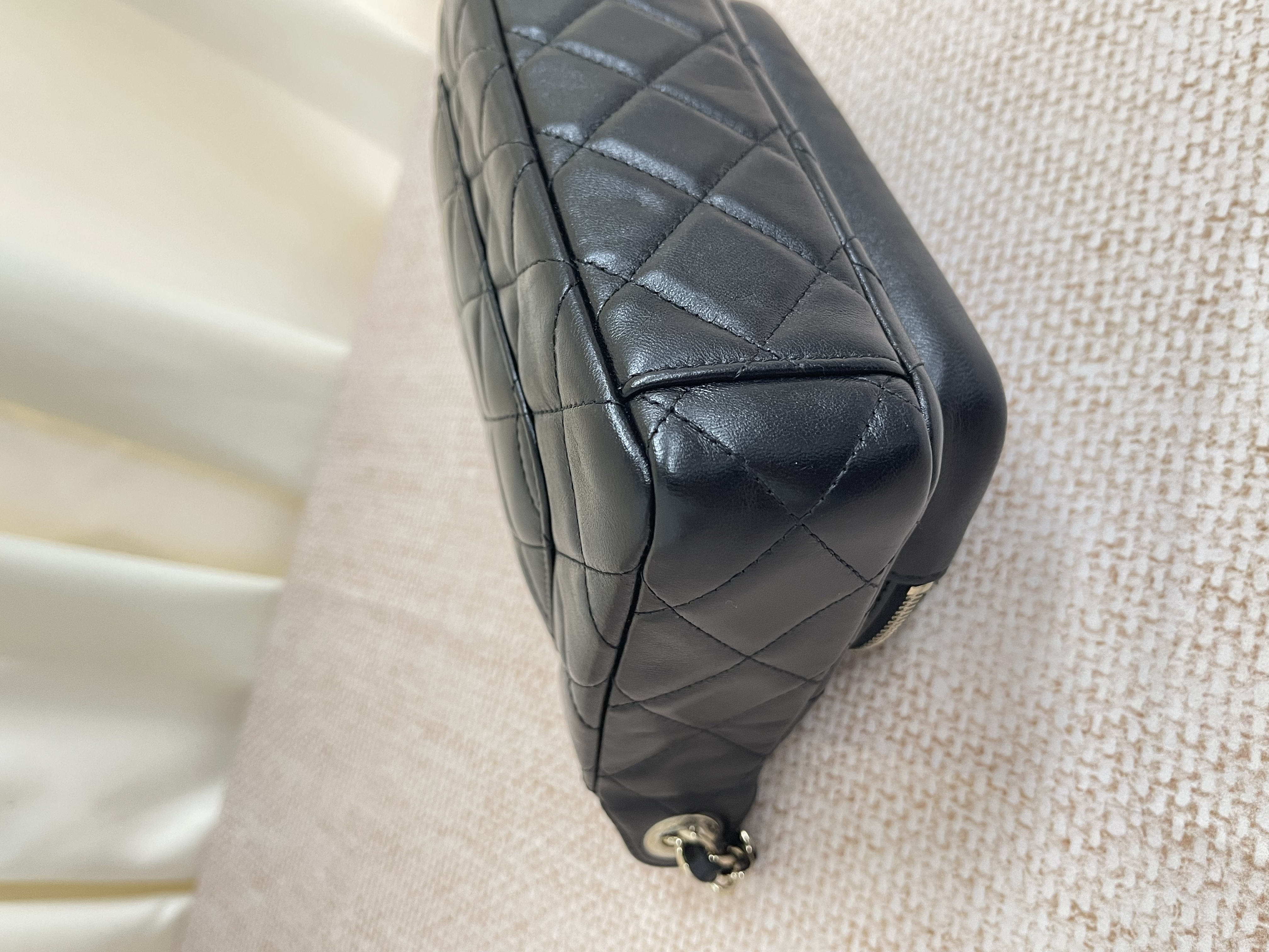 Pre-owned Chanel Camera Bag/ Product Code: 26031310