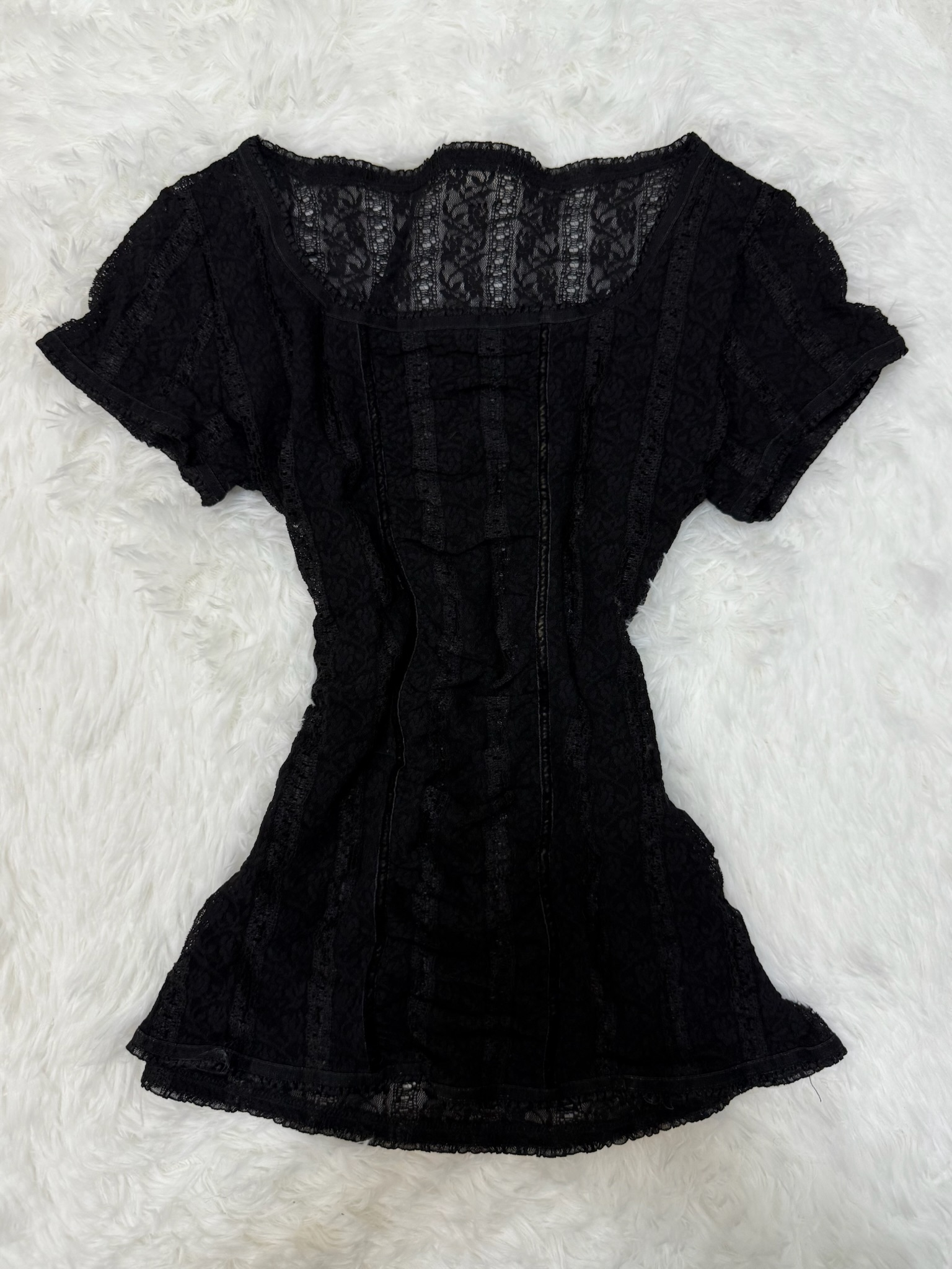 Square Neck Puff Sleeve Lace Top
