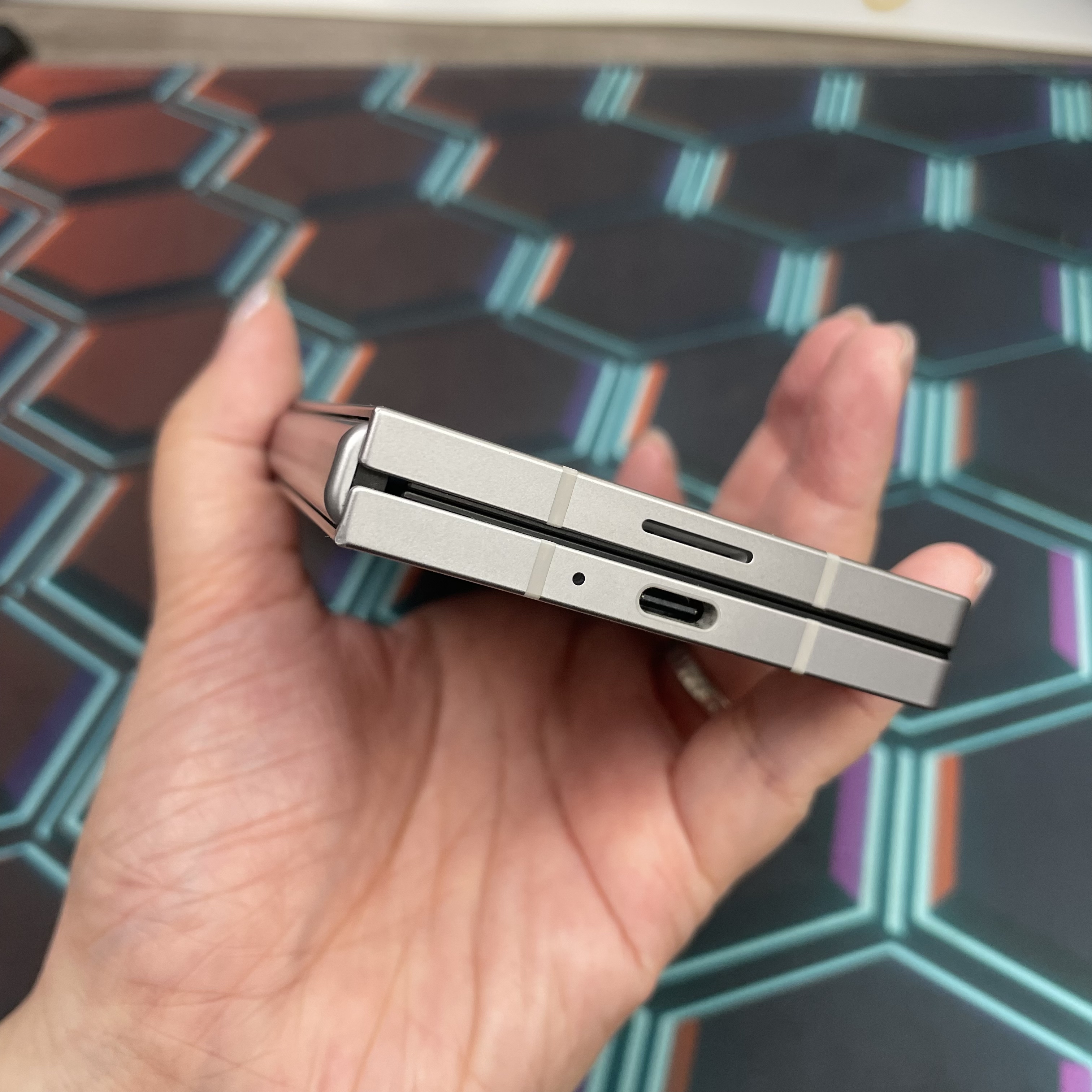 *7327 Galaxy Z Fold 6 勁靚機 12+256GB 銀色 sliver