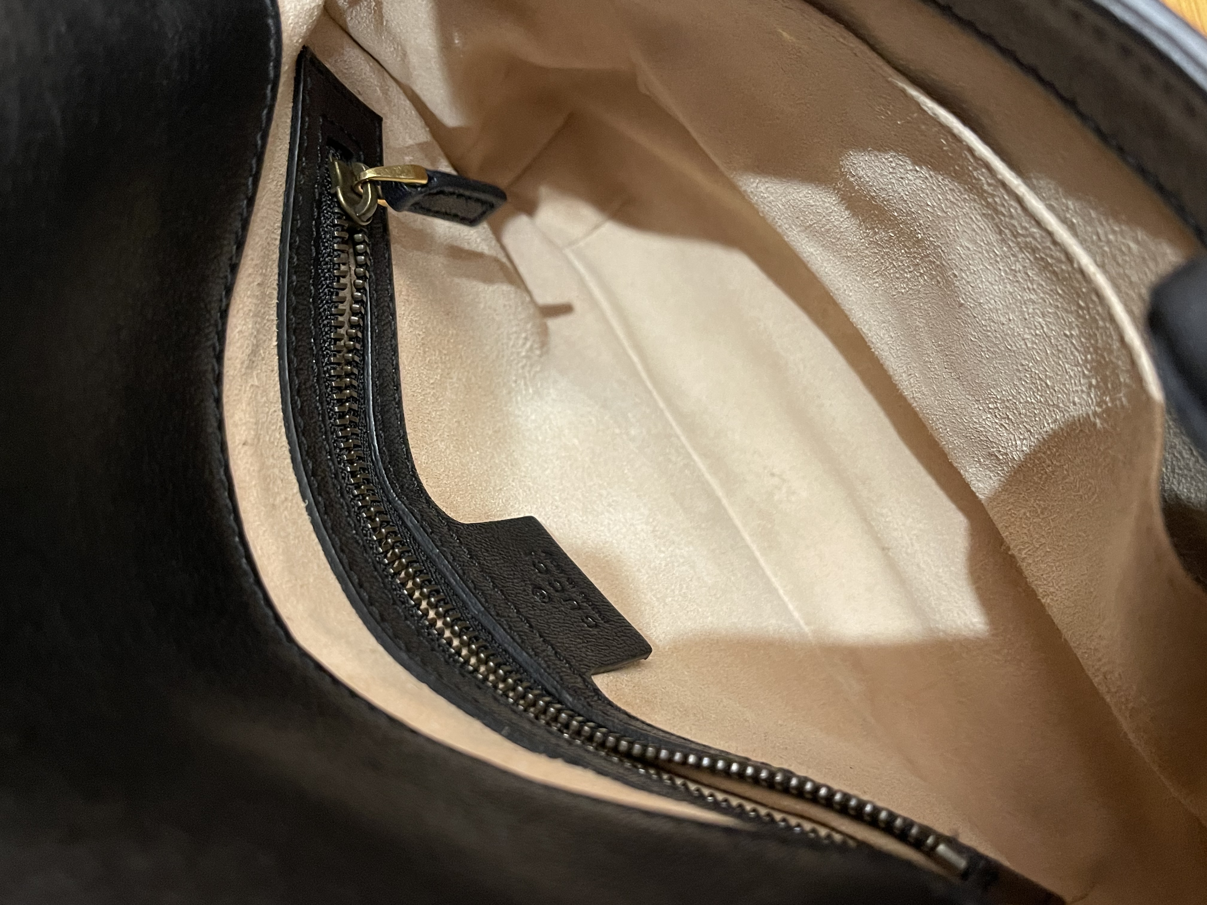 直播貨品 |  [1個-$100 2個-$300］HH17