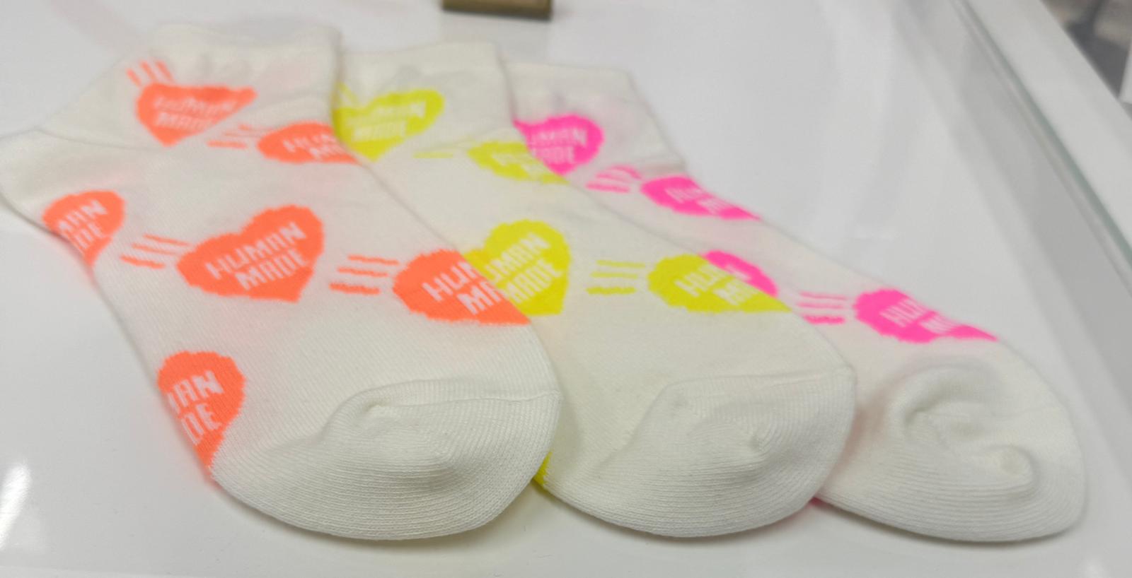 Human made heart short socks Size m(23-25cm) Size L (25-27cm) Orange / yellow / pink