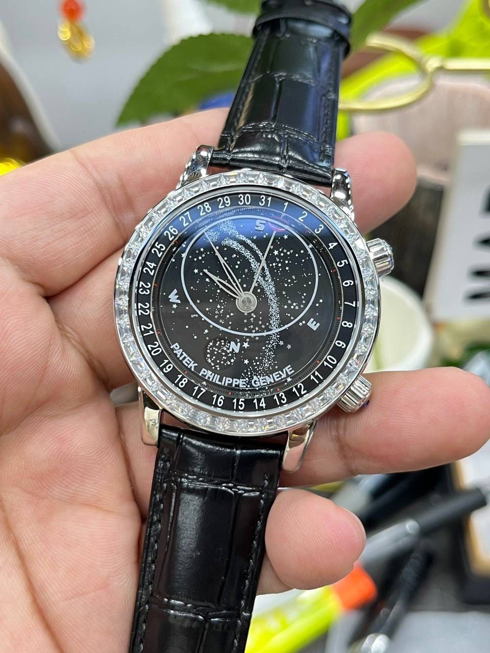 百达翡丽星空腕表：璀璨星河，腕间绽放