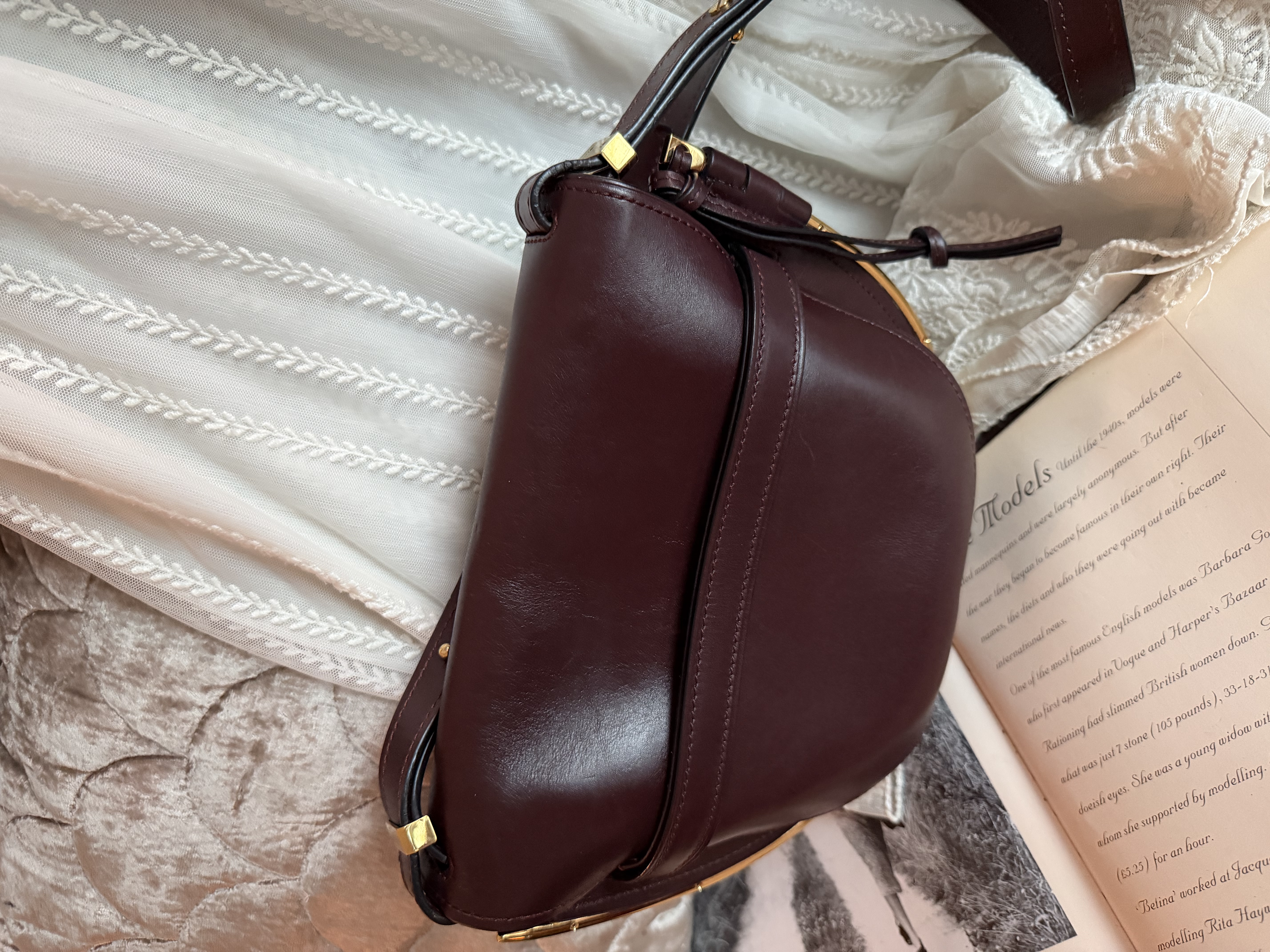 Loewe gate bag 