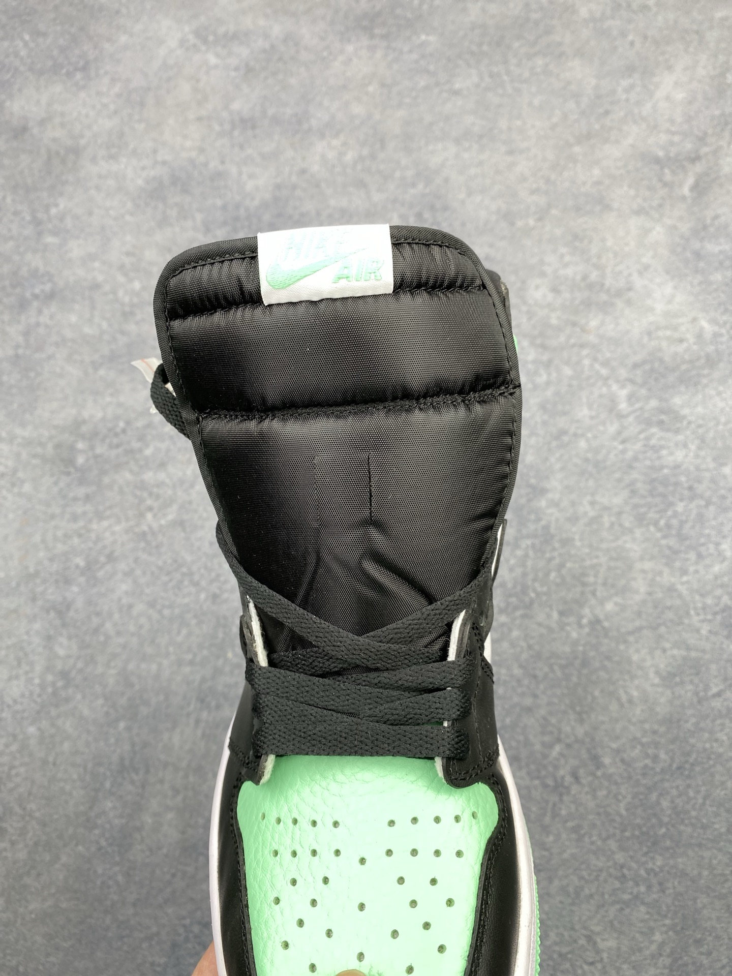 Nike Air Jordan 1 Retro High OG DZ5485-130