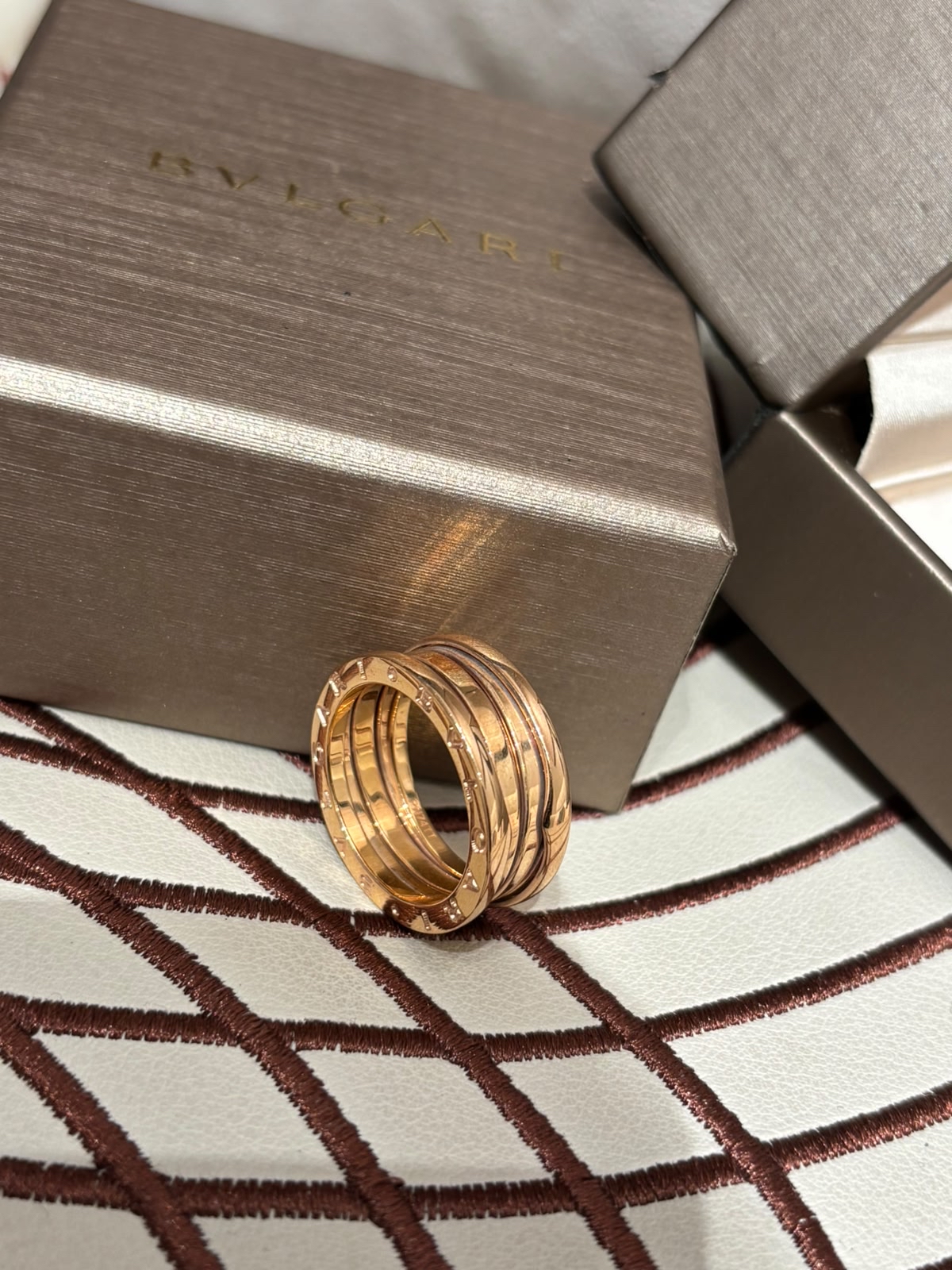 Bvlgari B Zero Ring Pink Gold 3Bands Size: 58 100%Authentic, 98%New✅專門店收據副本✅證書✅Box
