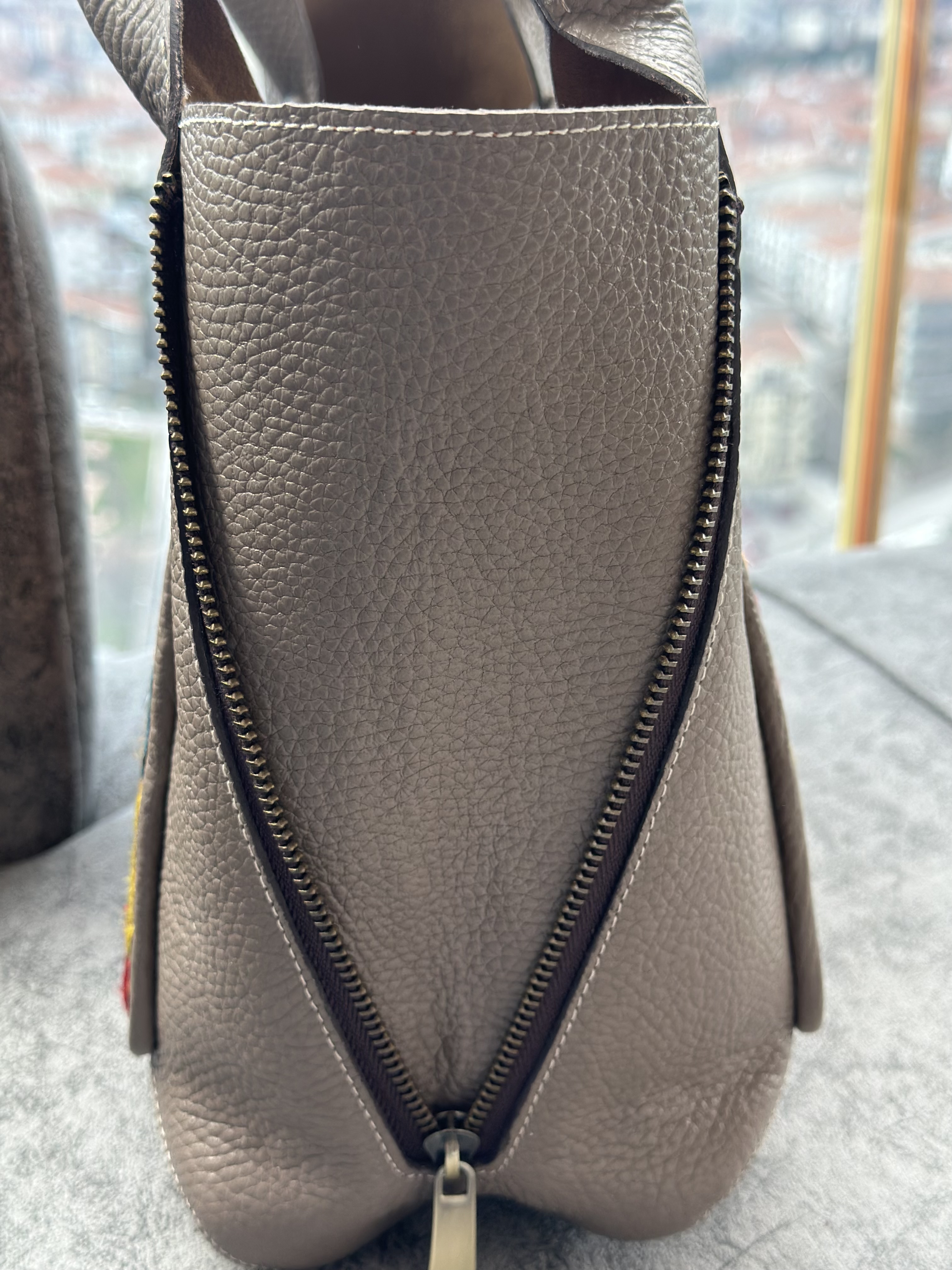 K31 土耳其真皮地氈手袋（大象灰）