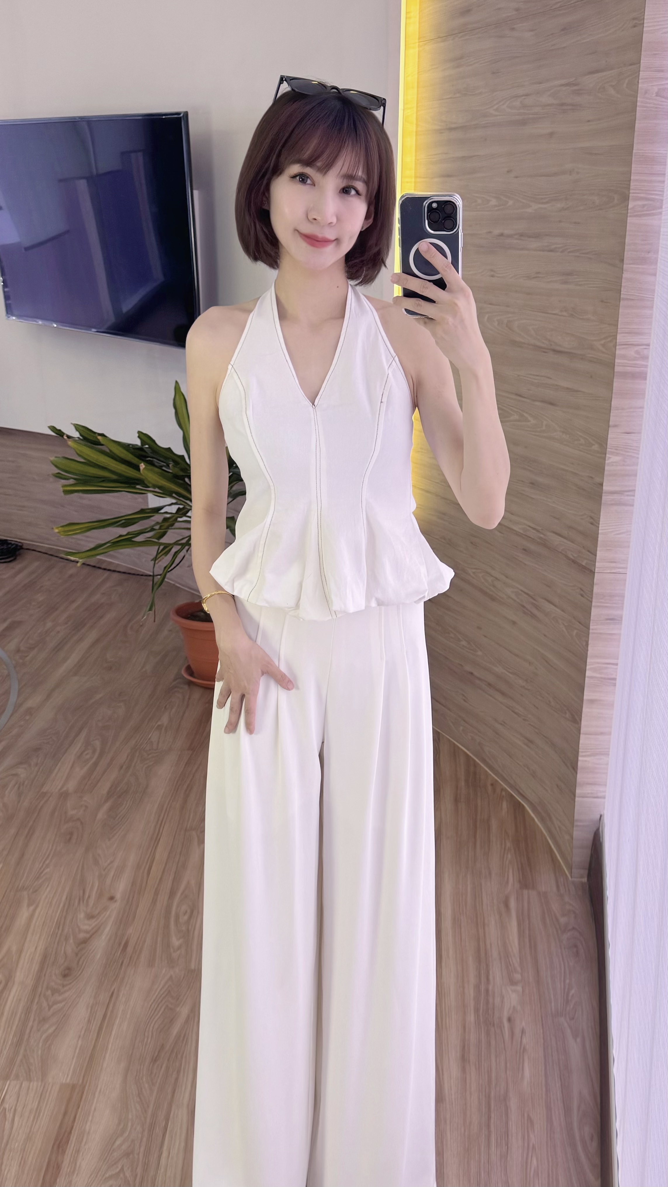 Arden Halter Bubble Top