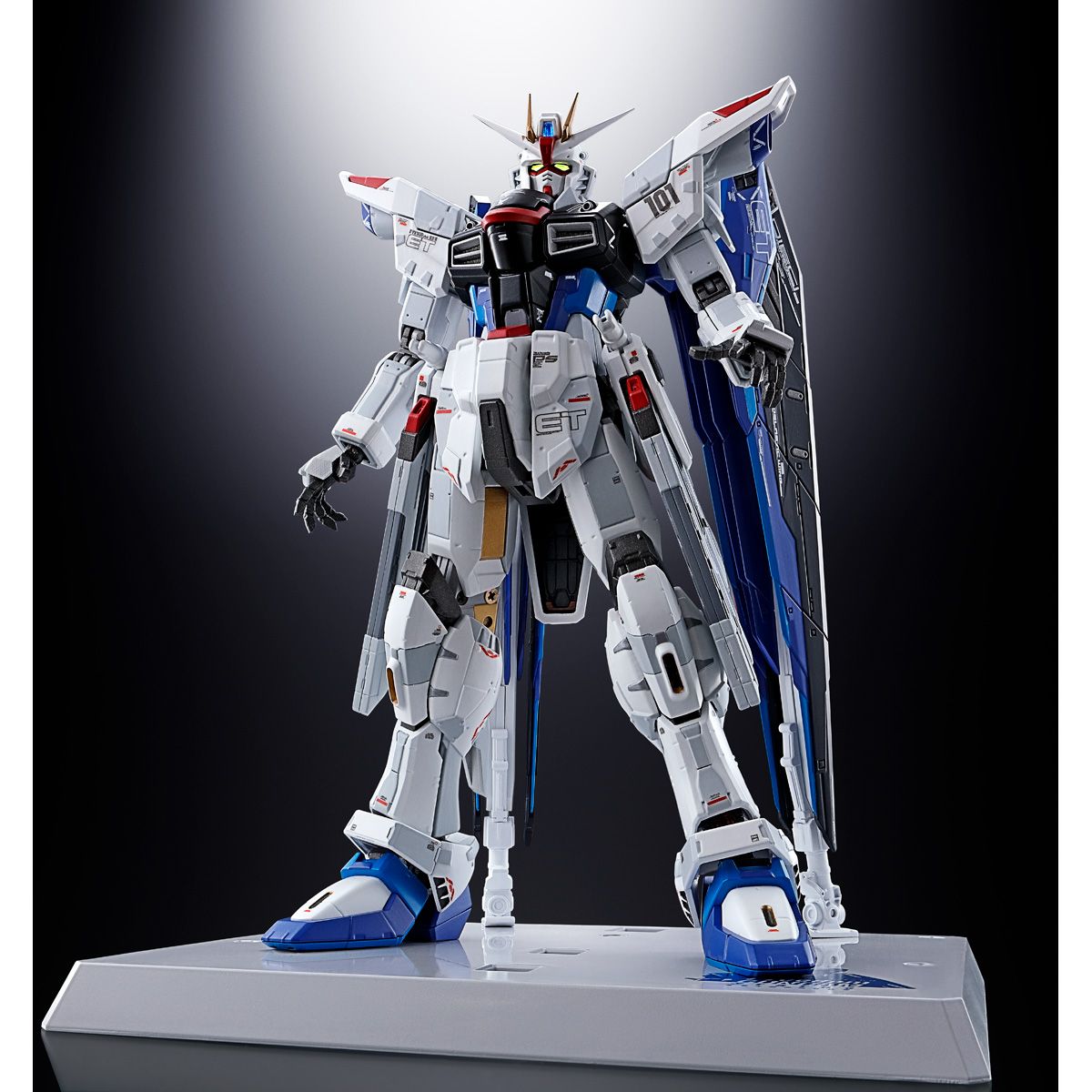 CHOGOKIN ZGMF-X10A FREEDOM GUNDAM Ver.GCP
