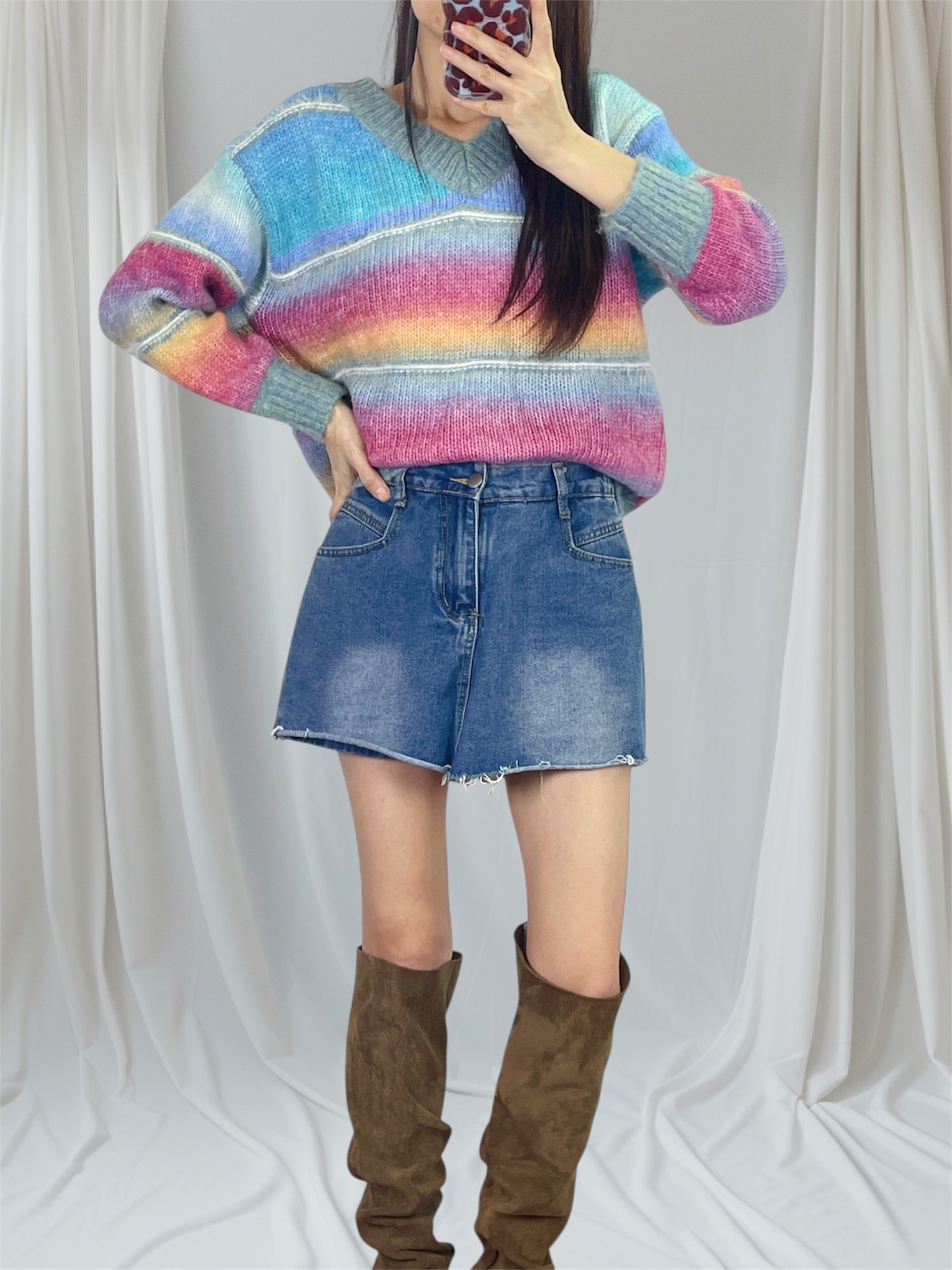 K5543 漸變色V領針織top