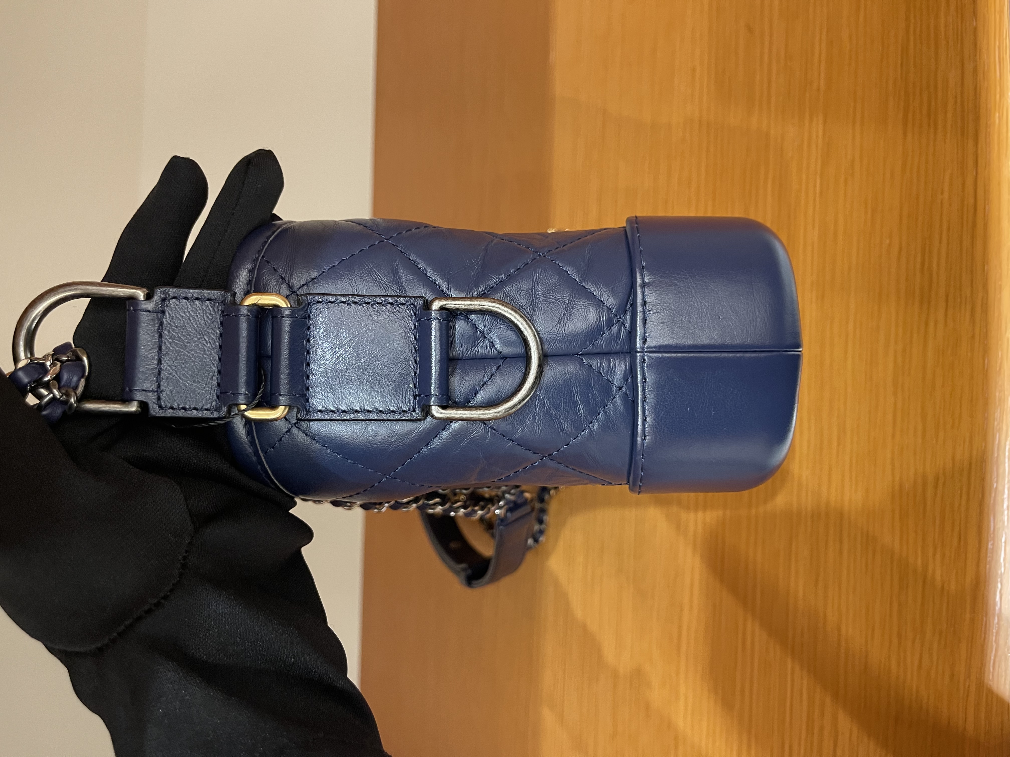 直播貨品 |  [1個-$100 2個-$300］HH03