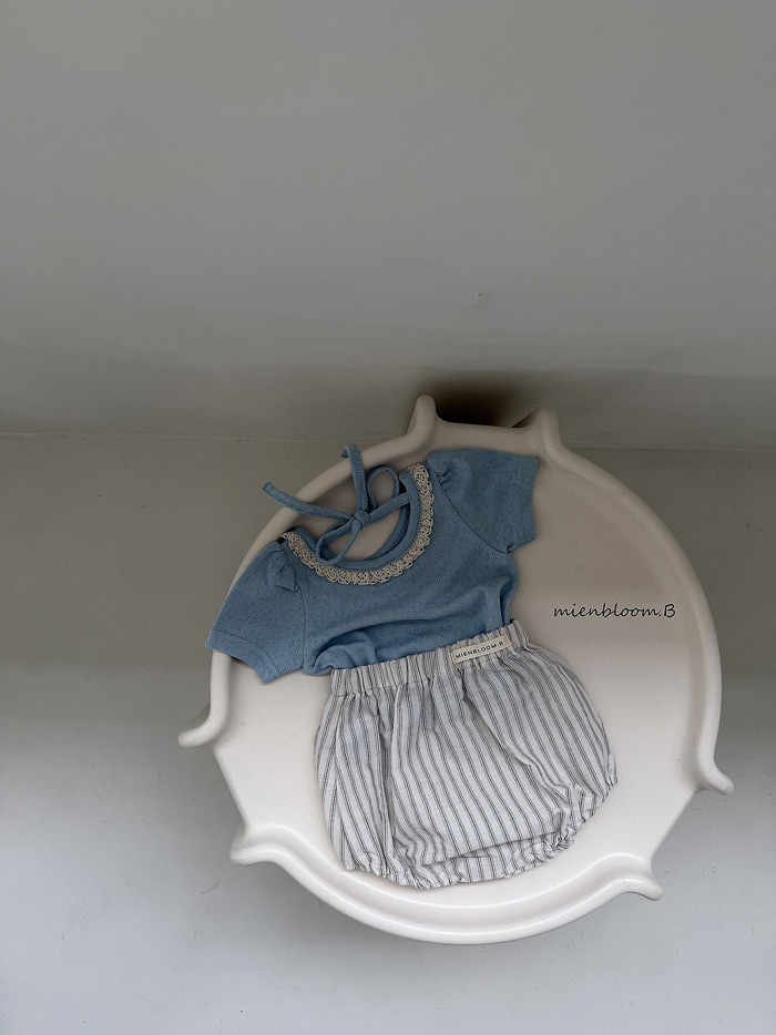 🇰🇷mienbloom.b tee