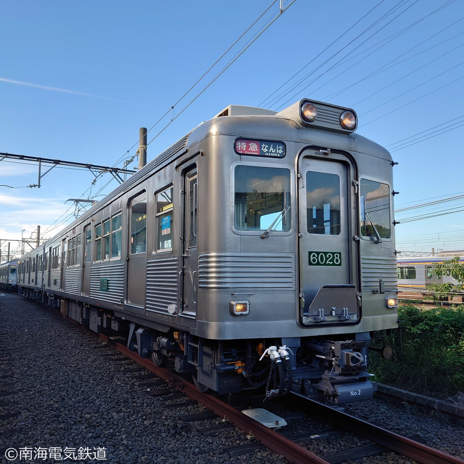 不銹鋼型南海電鉄6000系(無塗装) Kato N