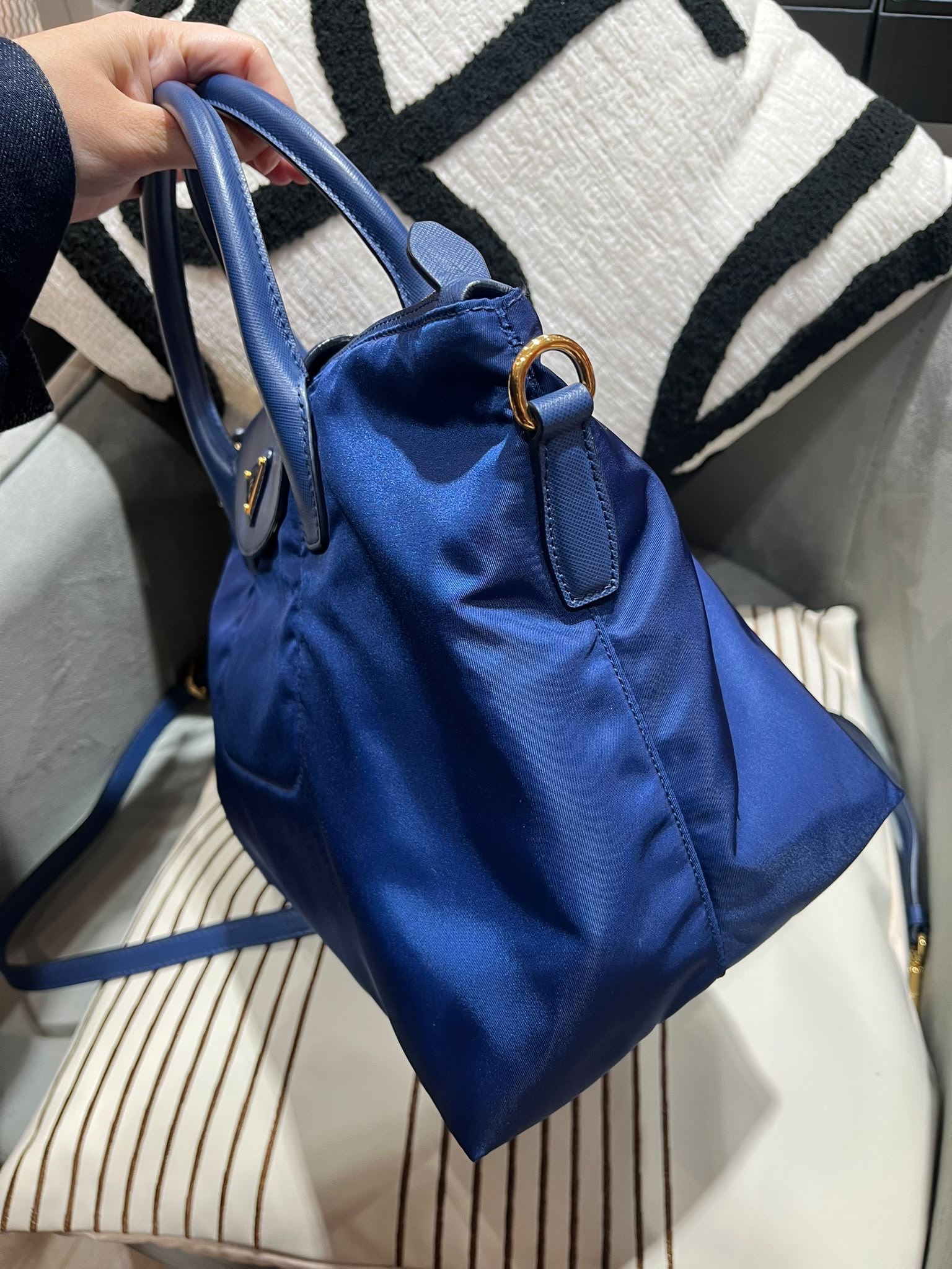 Prada Nylon 2way Bag 100%Authentic, 98%New ✅Dust bag