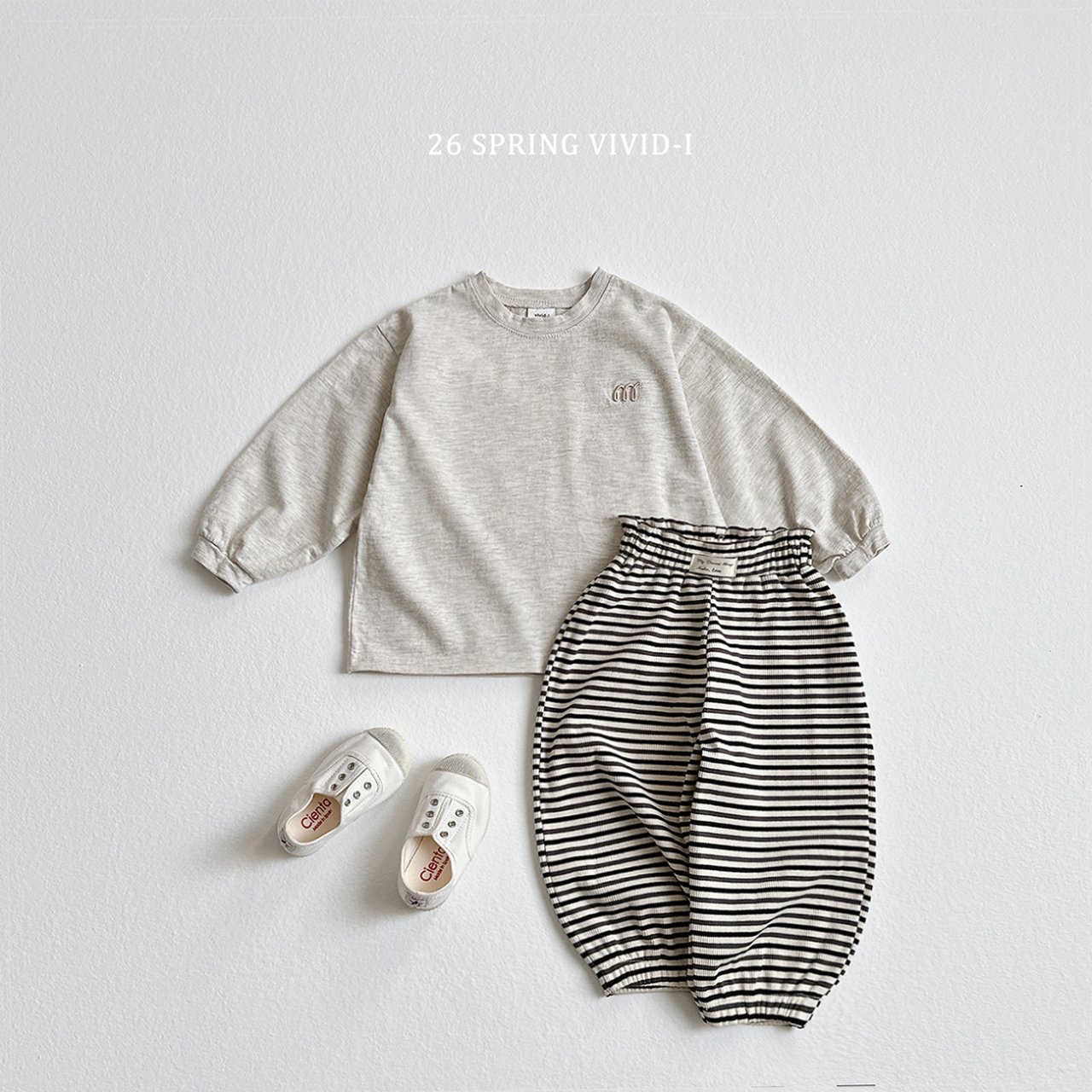 🌸預訂 韓國直送🌸🇰🇷VIVIDI四色M字刺繡寬鬆長袖上衣