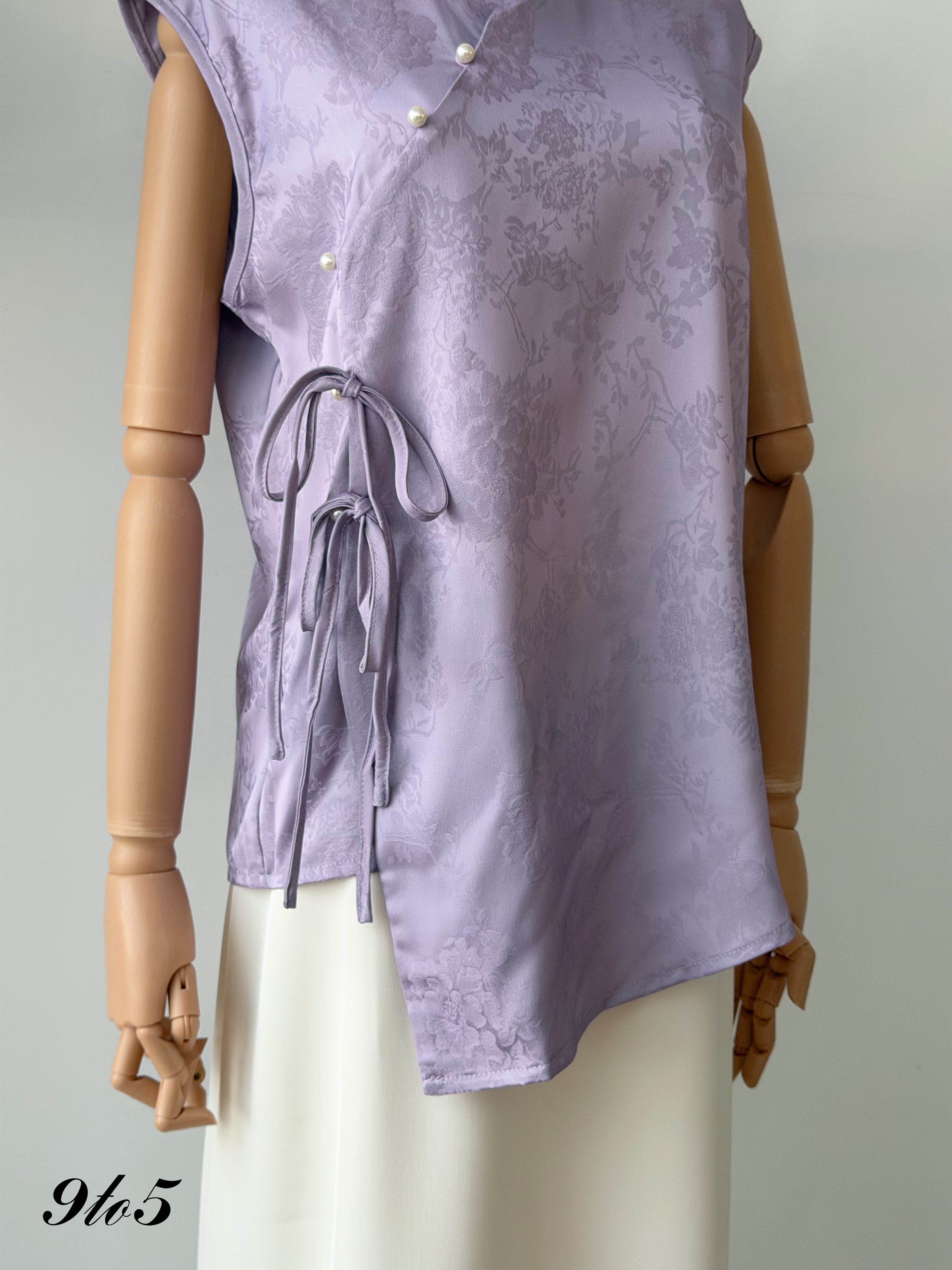 T4487 Sleeveless Floral Cheongsam Top - Purple