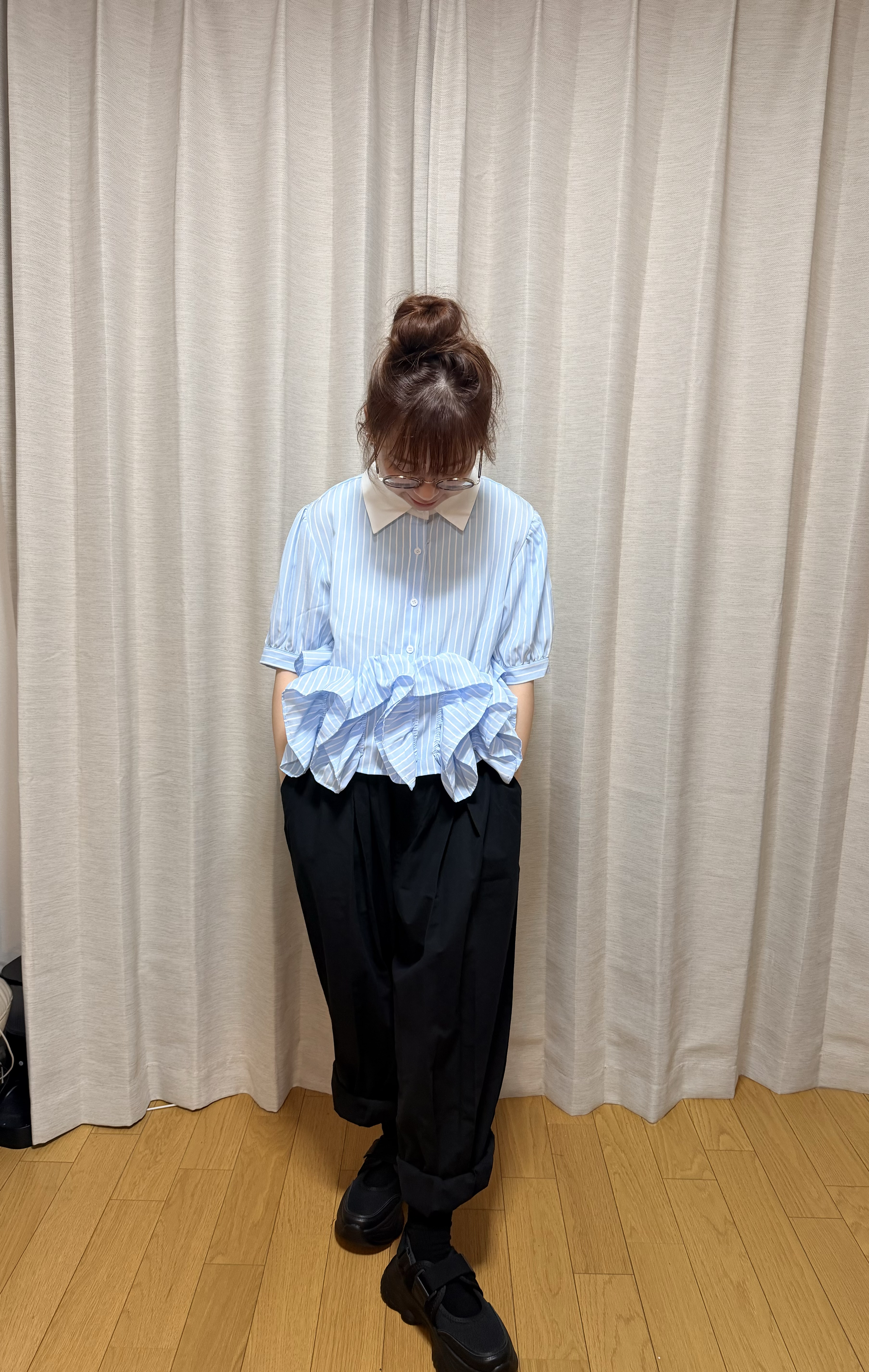 日本荷葉邊恤衫