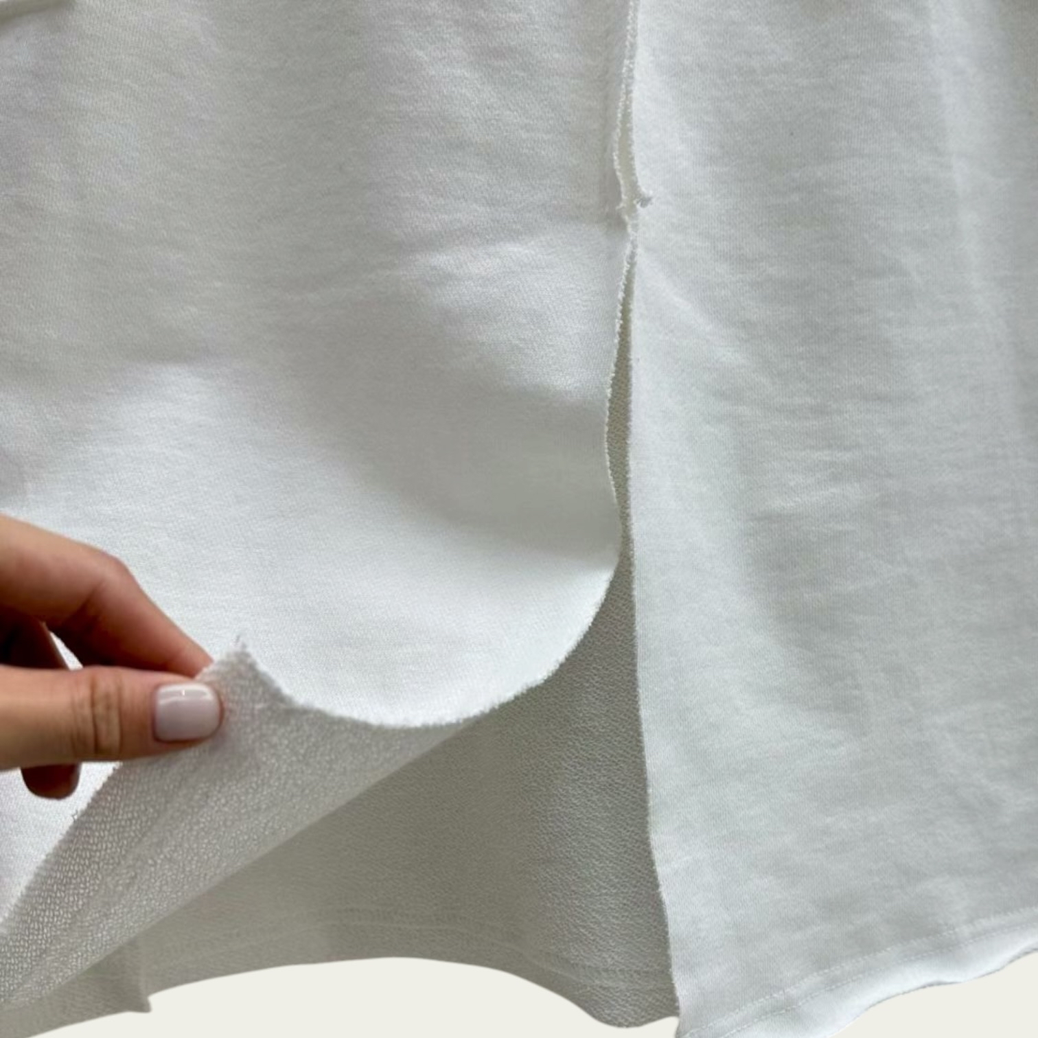 221054 拼色邊長裙