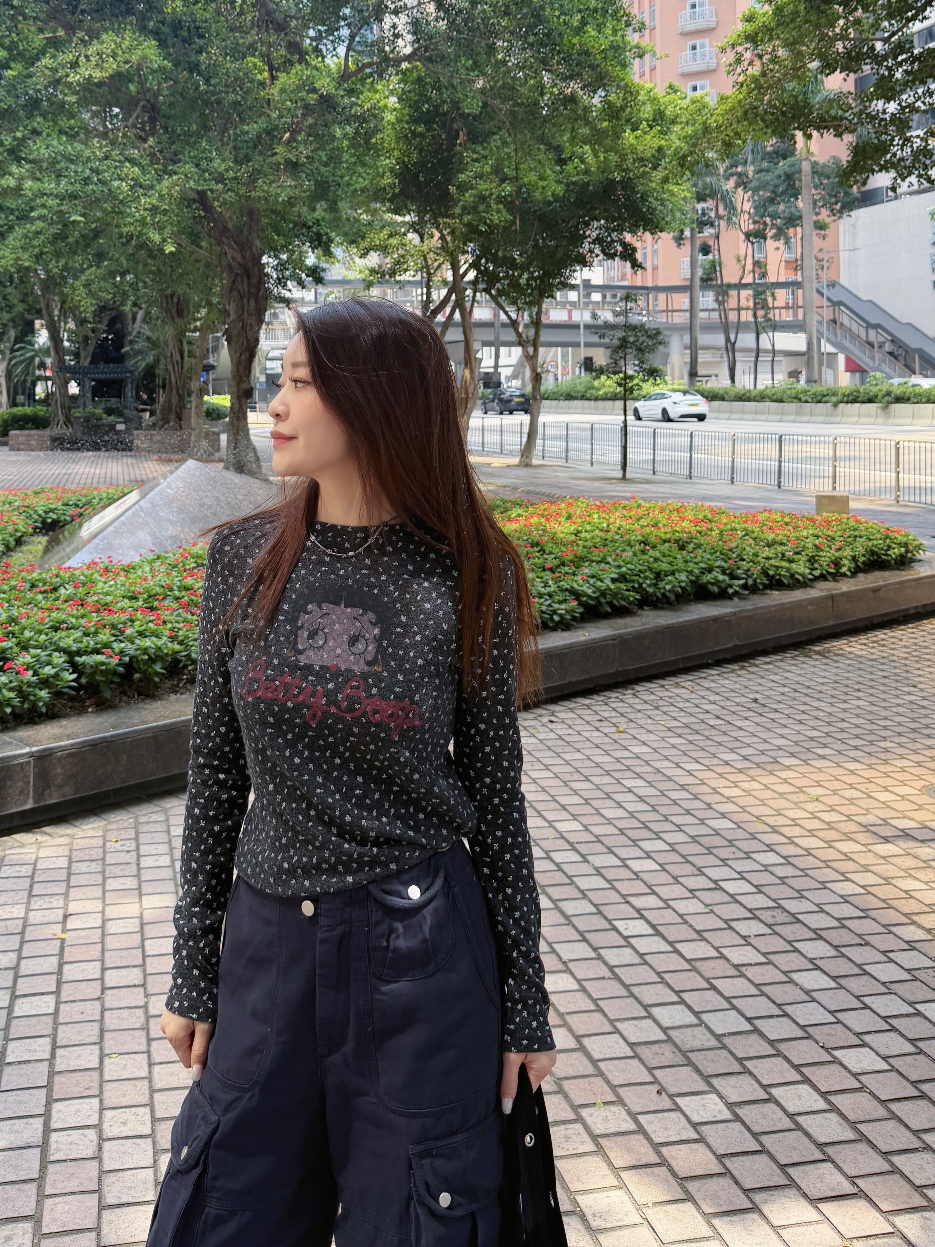 獨特面料 ! Betty Tee