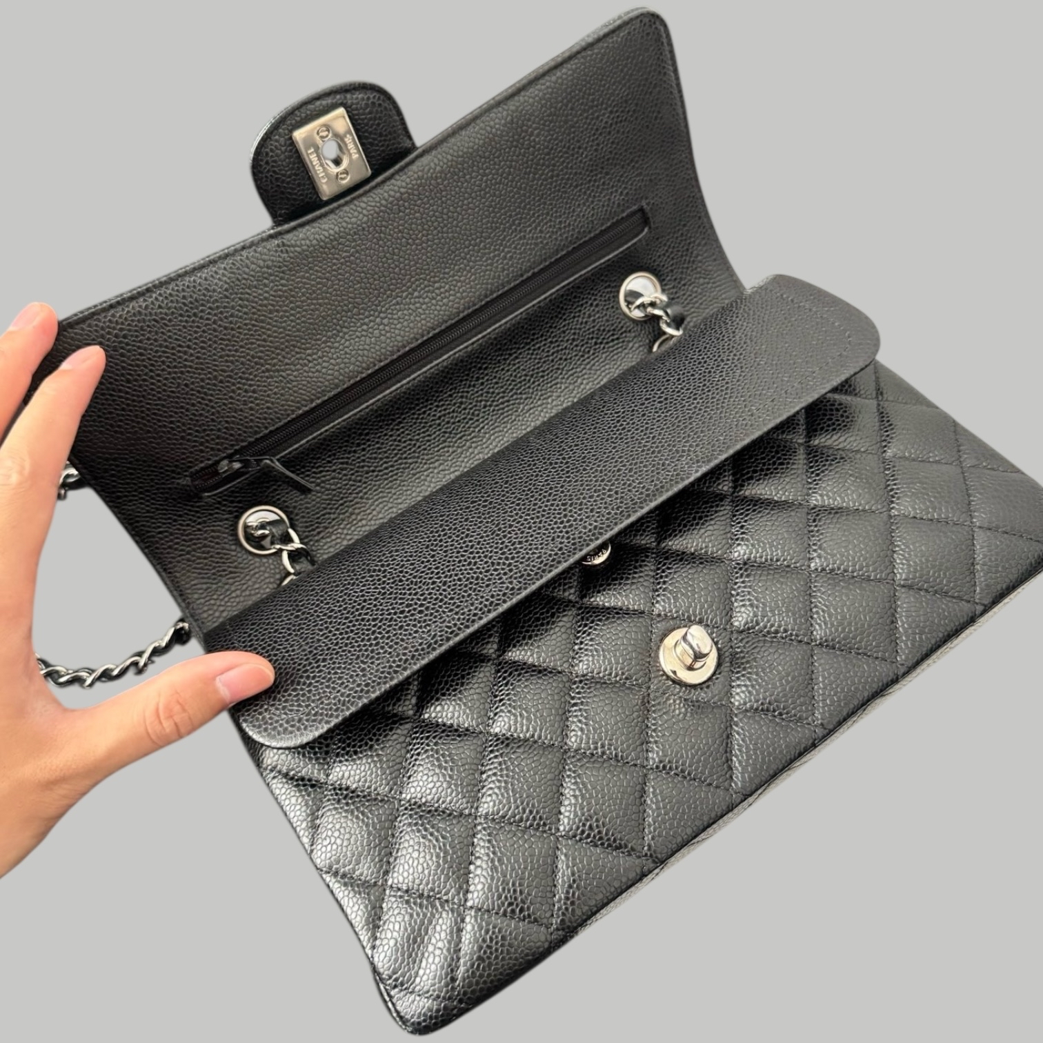 Chanel Caviar CF25 SHW