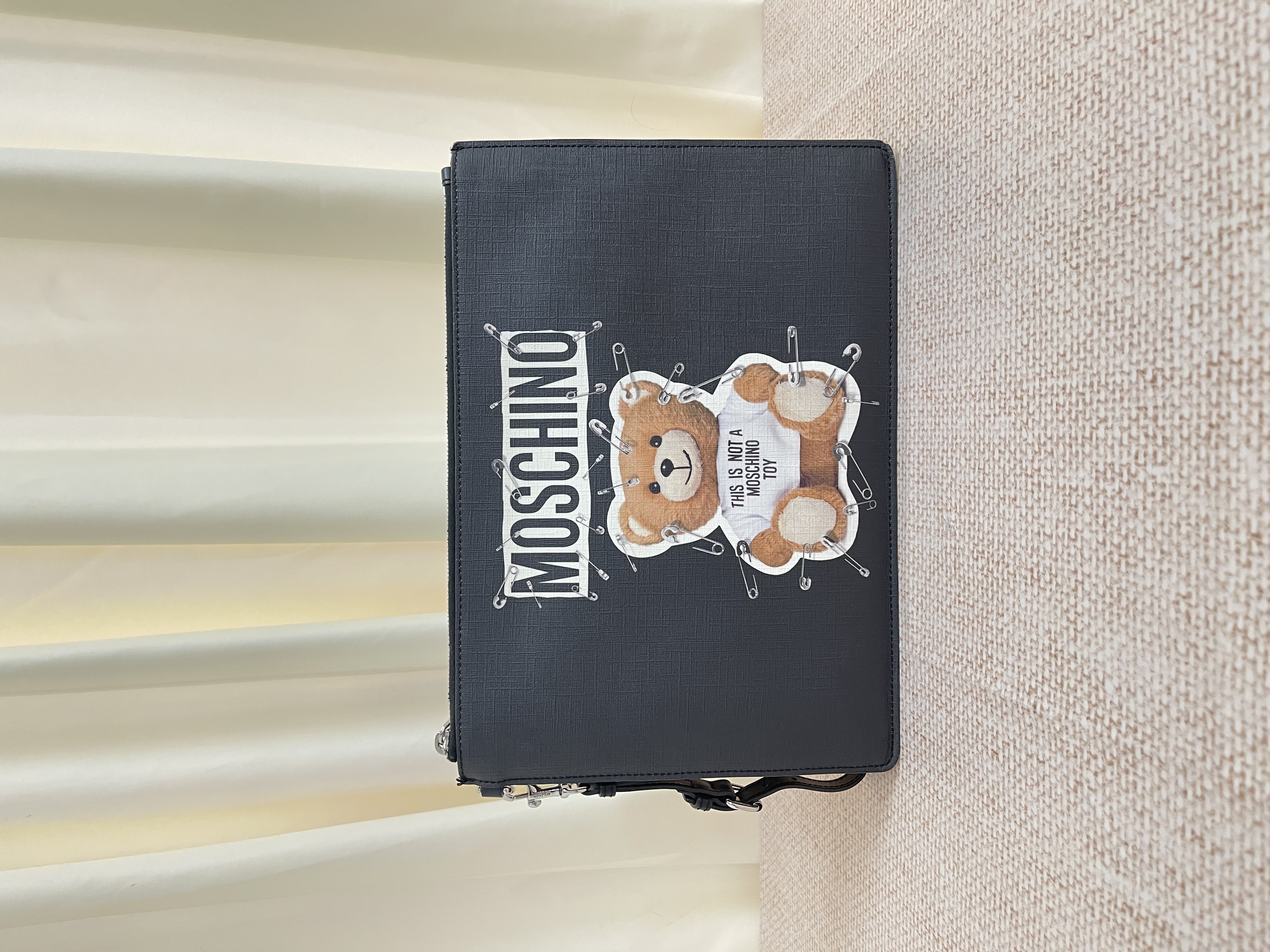Pre-owned Moschino Teddy Bear Clutch/ Product Code: 26031303