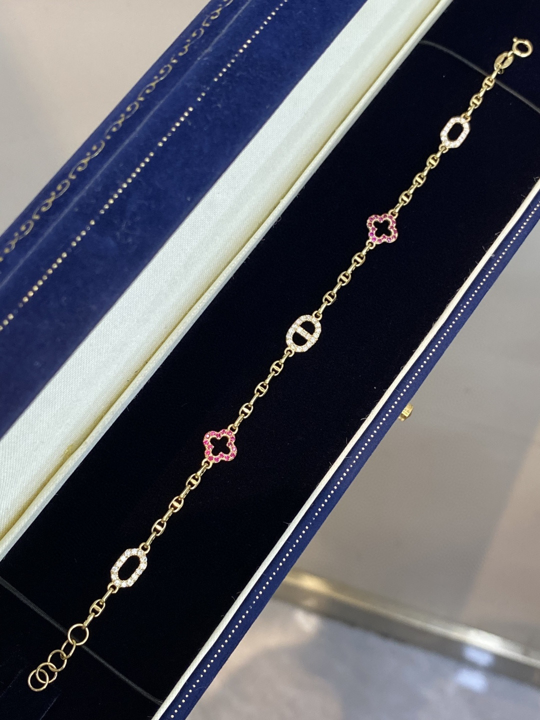 18K Diamond Bracelet 