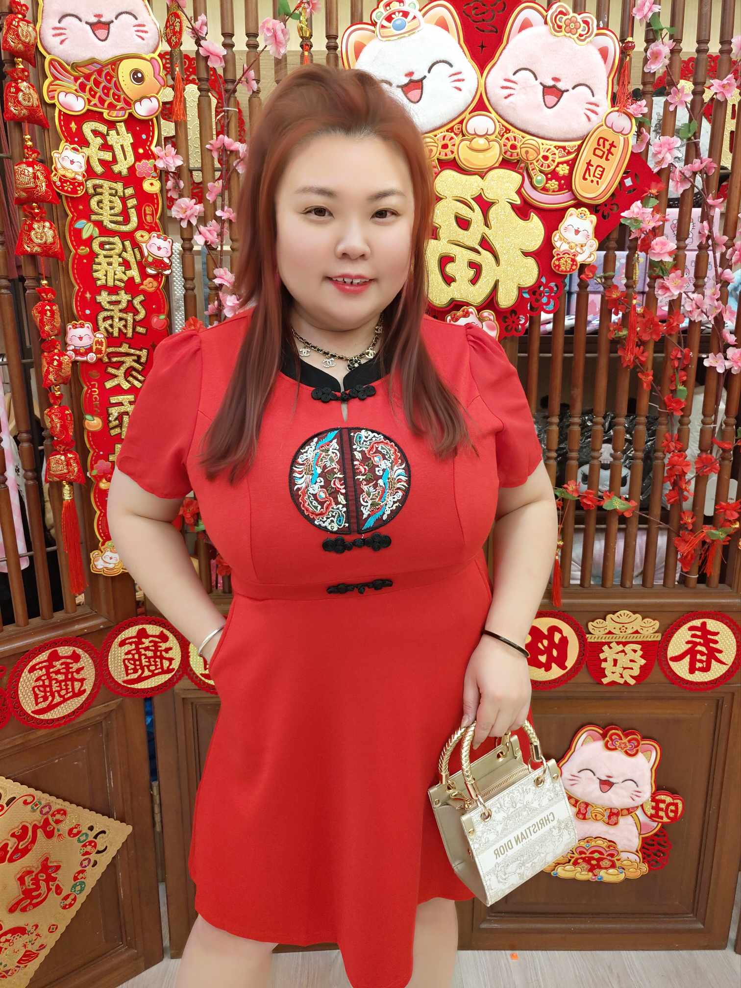 TW#5816 刺绣大图腾盘扣设计A字裙