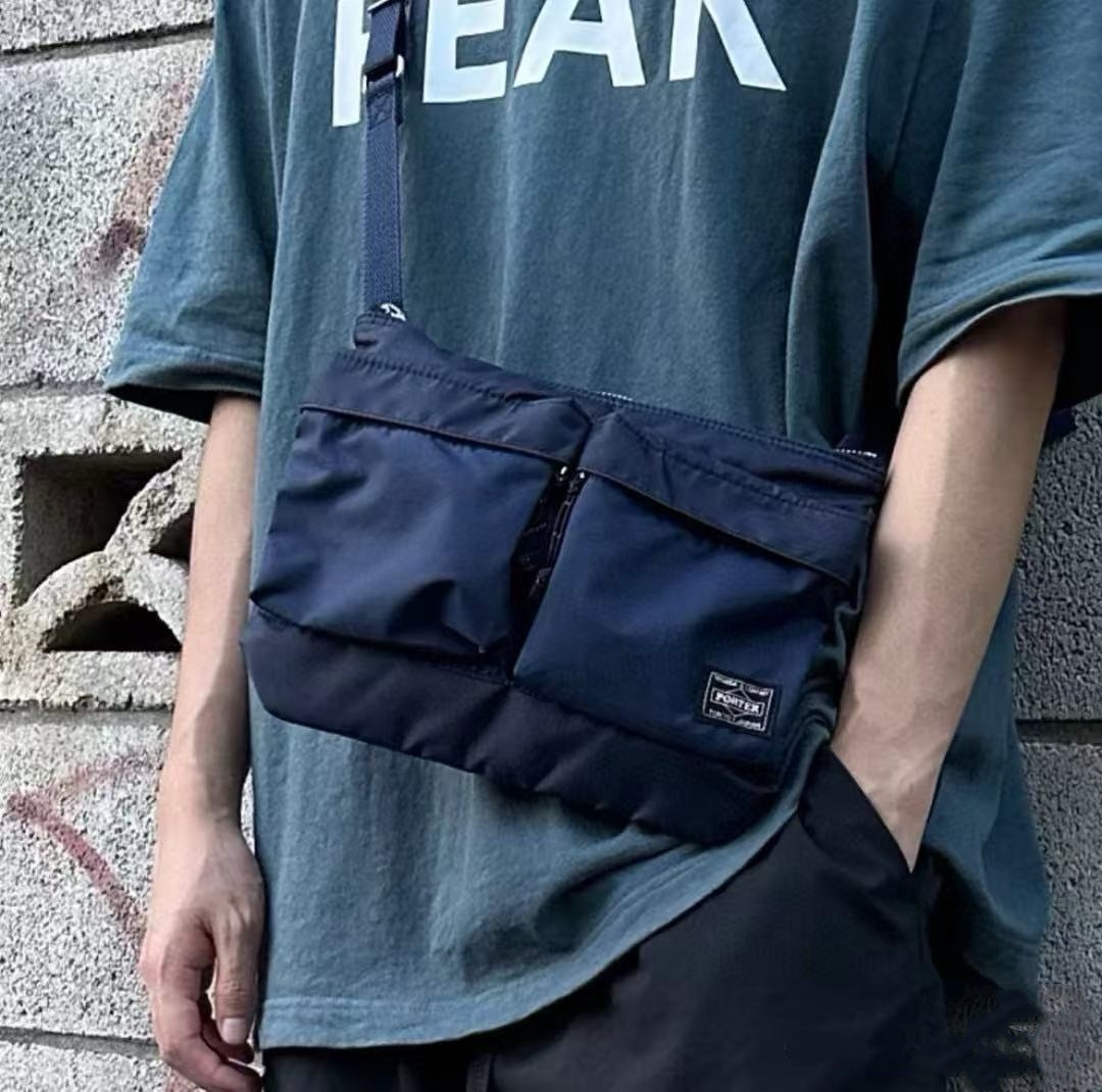日系🇯🇵 PORTER 戶外防水斜揹袋