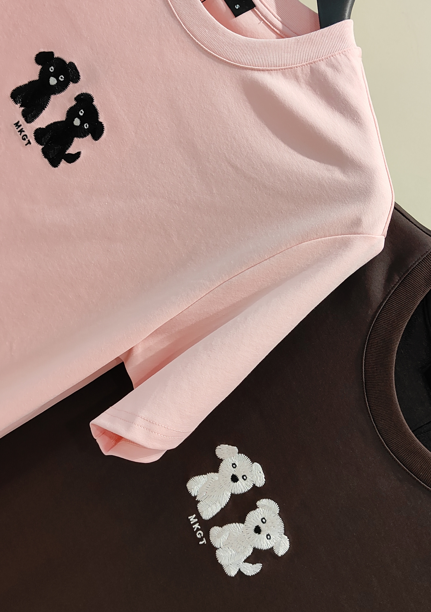 独家刺绣可爱小狗上衣 2651