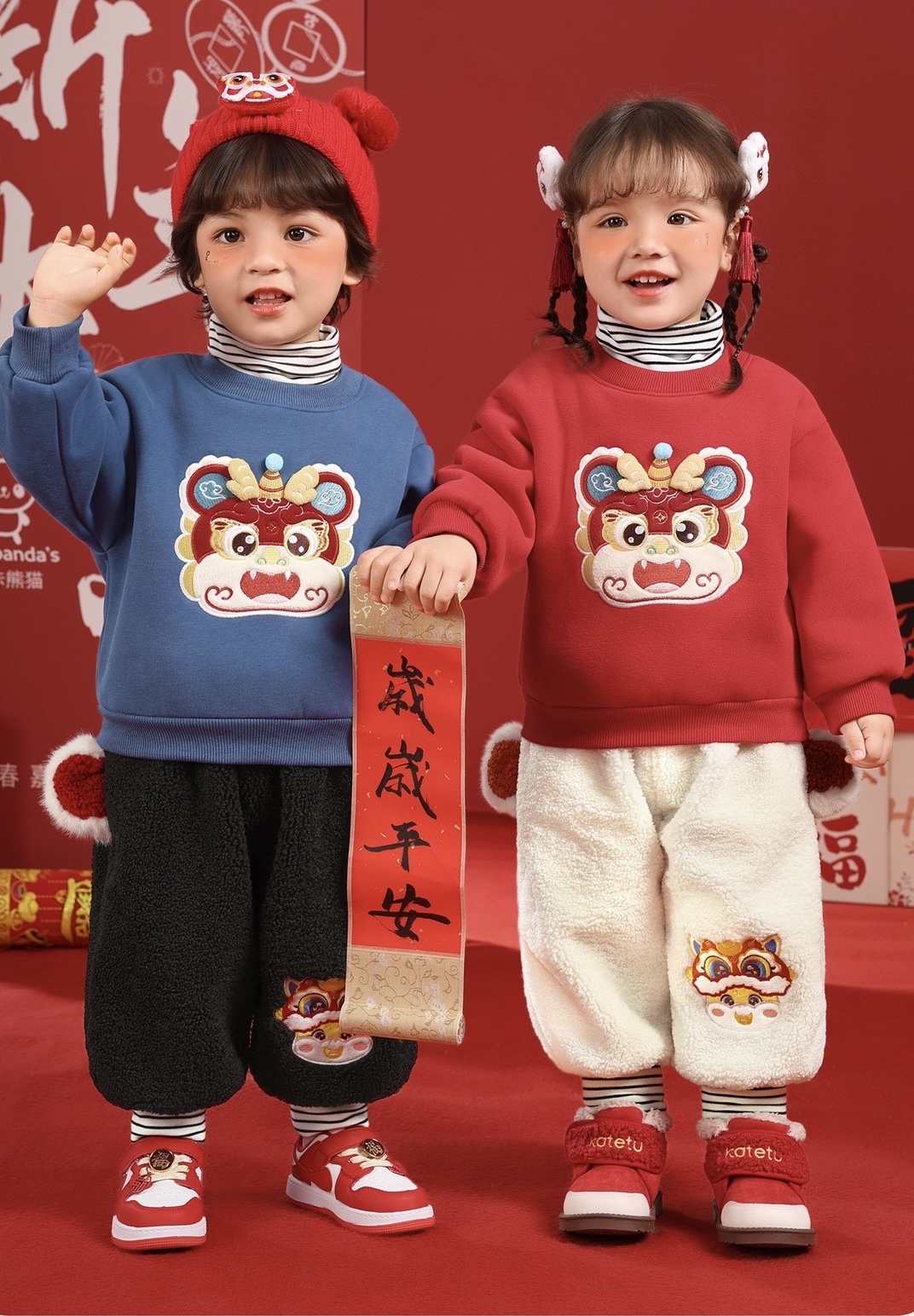 🧨新年款預訂🧨兩色立體瑞獸刺繡貼花假兩件高領加絨衛衣套裝