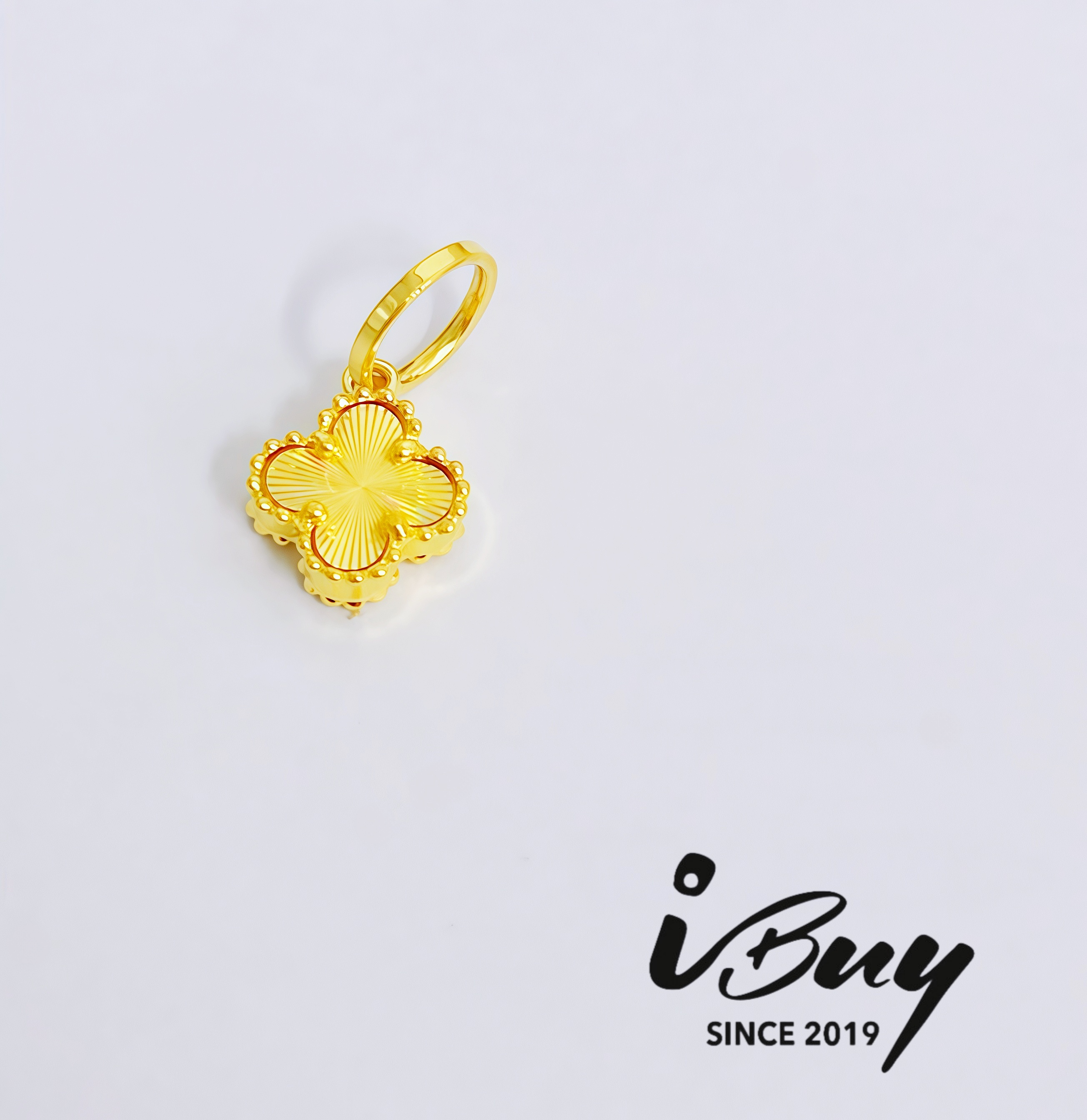 916 GOLD 6MM NORTHERN LIGHT VCA PENDANT 916 金 6MM极光四叶草吊坠