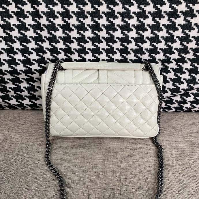 【預訂貨品】YSL白色郵差包 