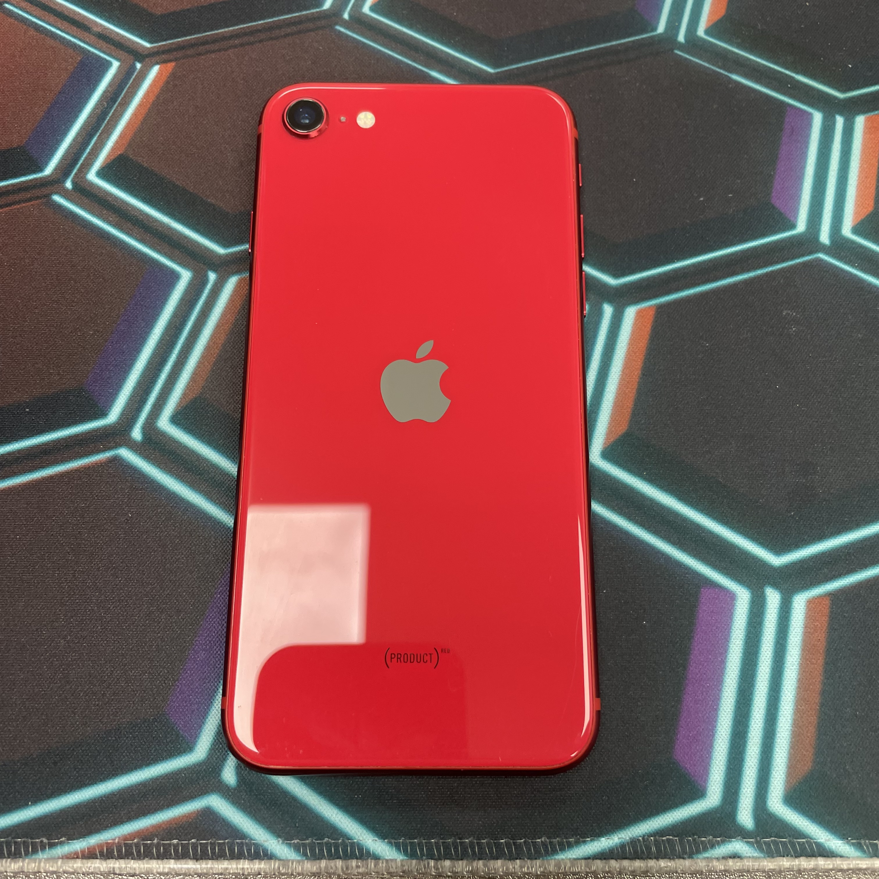 *7042 SE 2 完美機 128GB 電74 紅色 red