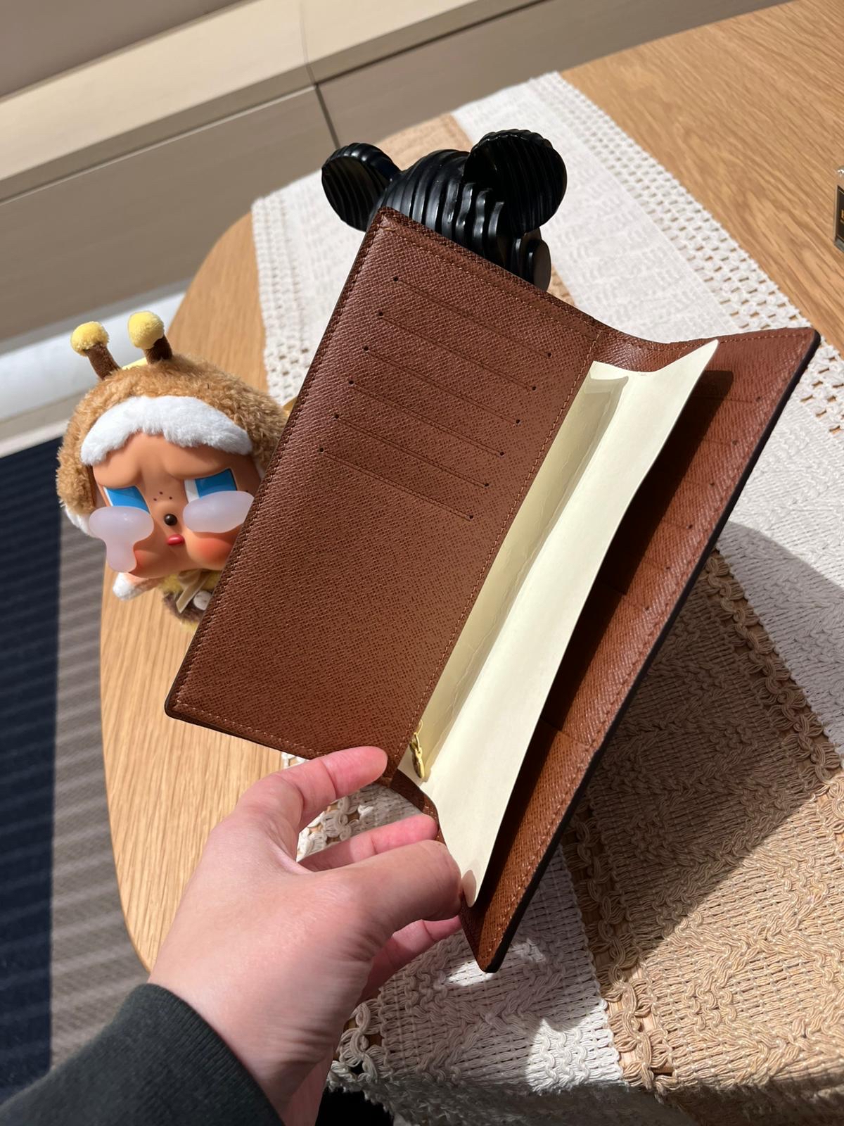 LV Brazza Long Wallet Monogram M66540 100%Authentic, 99%New ✅Dust Bag