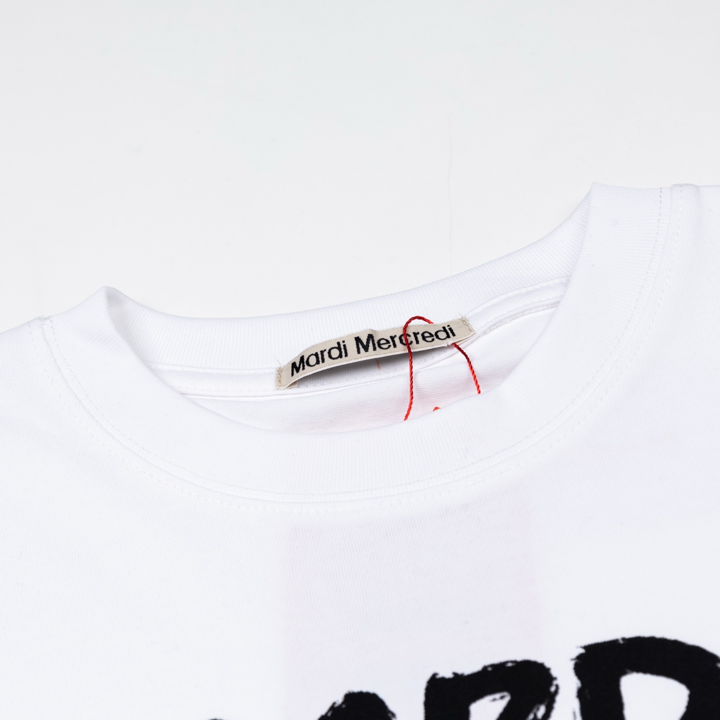 Mardi Mercredi Brush Logo Tee