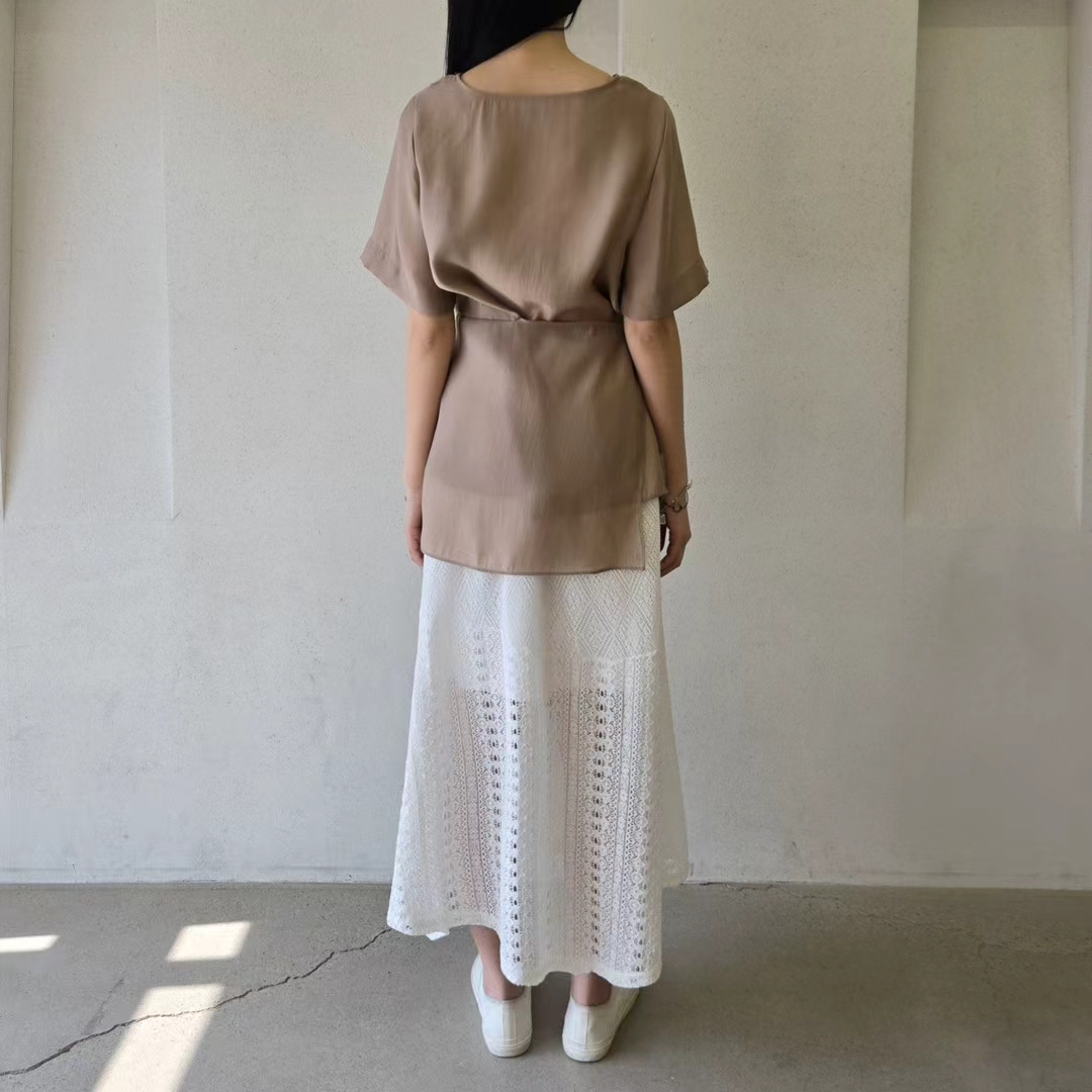Asymmetrical Side-Tie Short Sleeve Top ‖ 不对称侧绑带设计感短袖上衣 KR0110872
