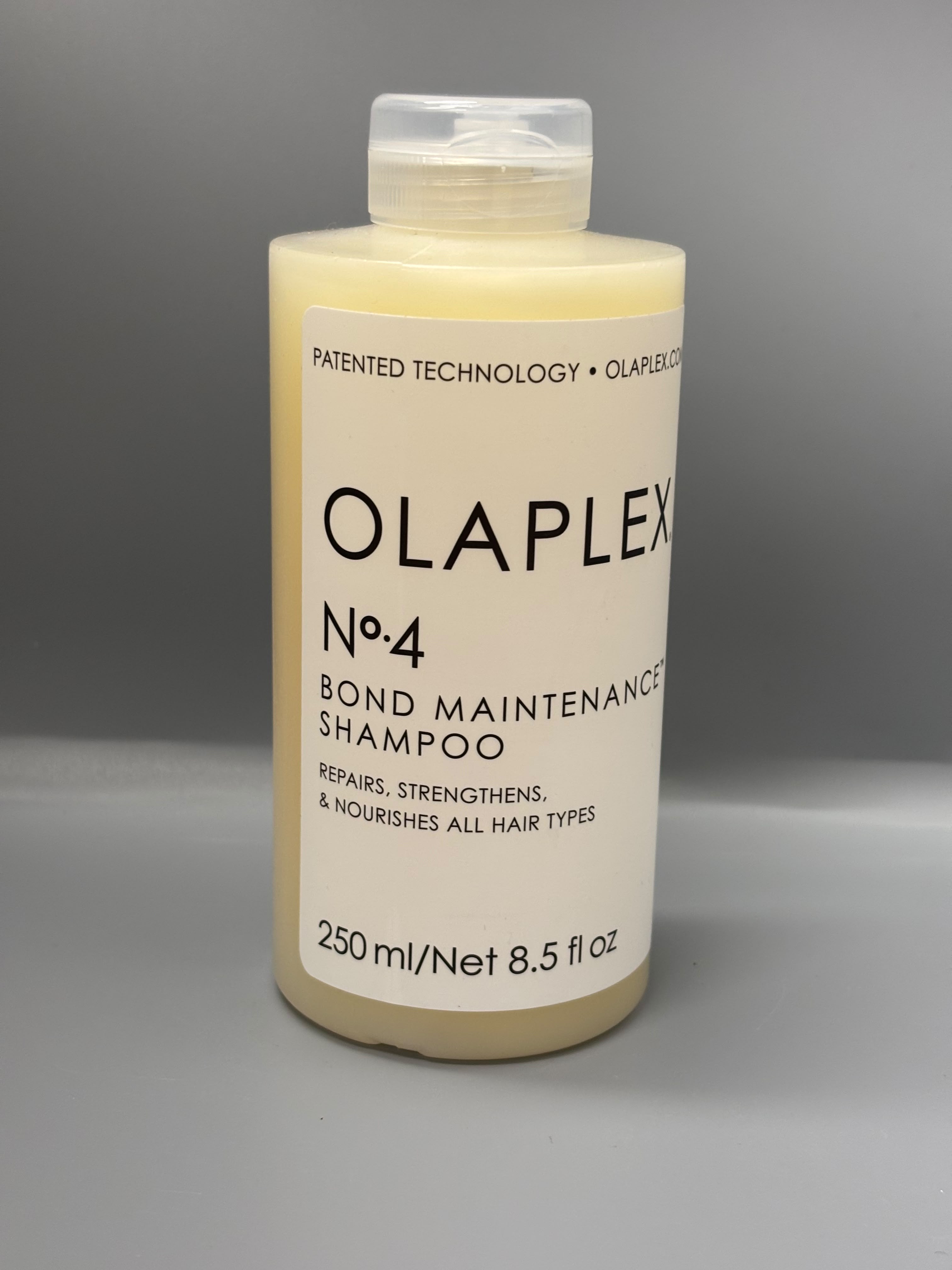 OLAPLEX No.4 Bond Maintenance Shampoo（4號 漂染修護洗髮乳 250ml/8.5 fl oz）