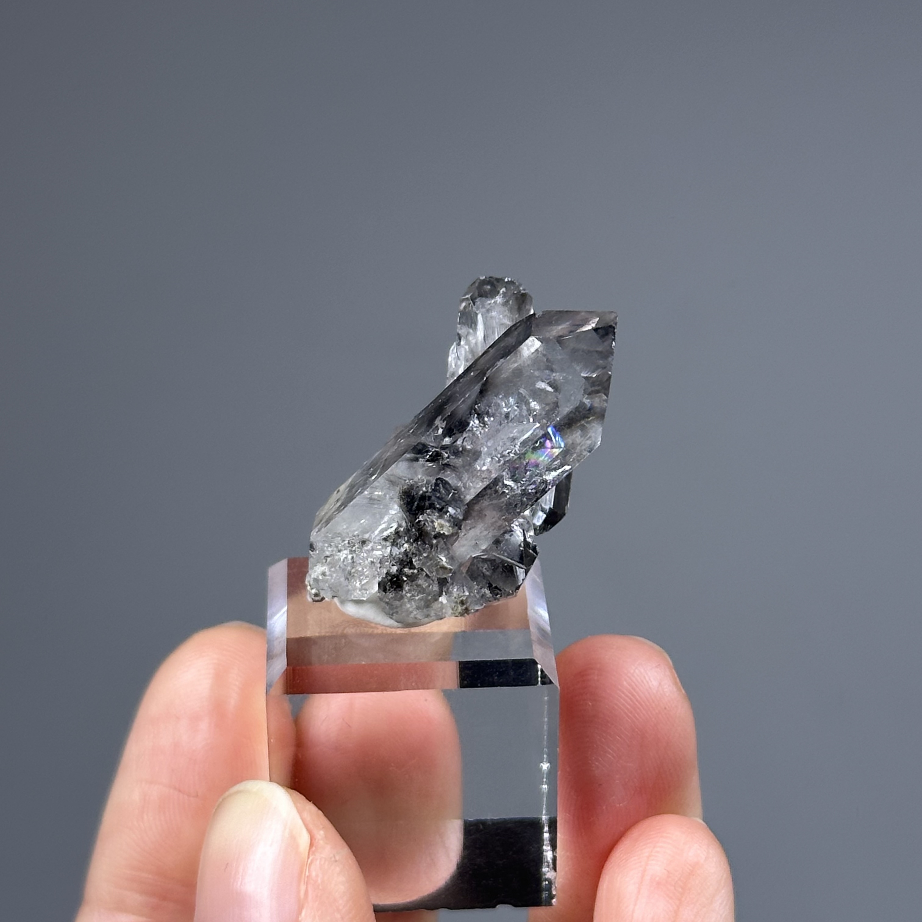 黑銀鈦水晶簇 - Brookite and Rutile Quartz | RU014