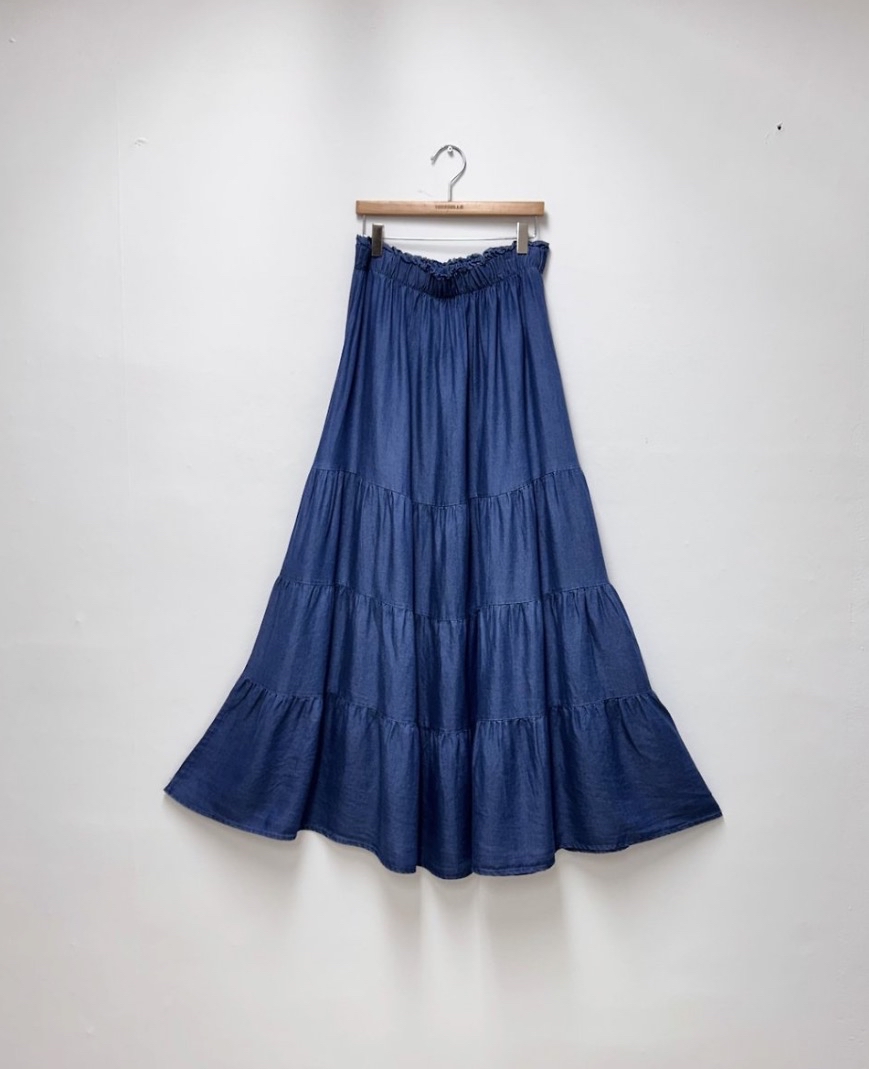🇰🇷K5579 薄牛仔A字傘形長裙