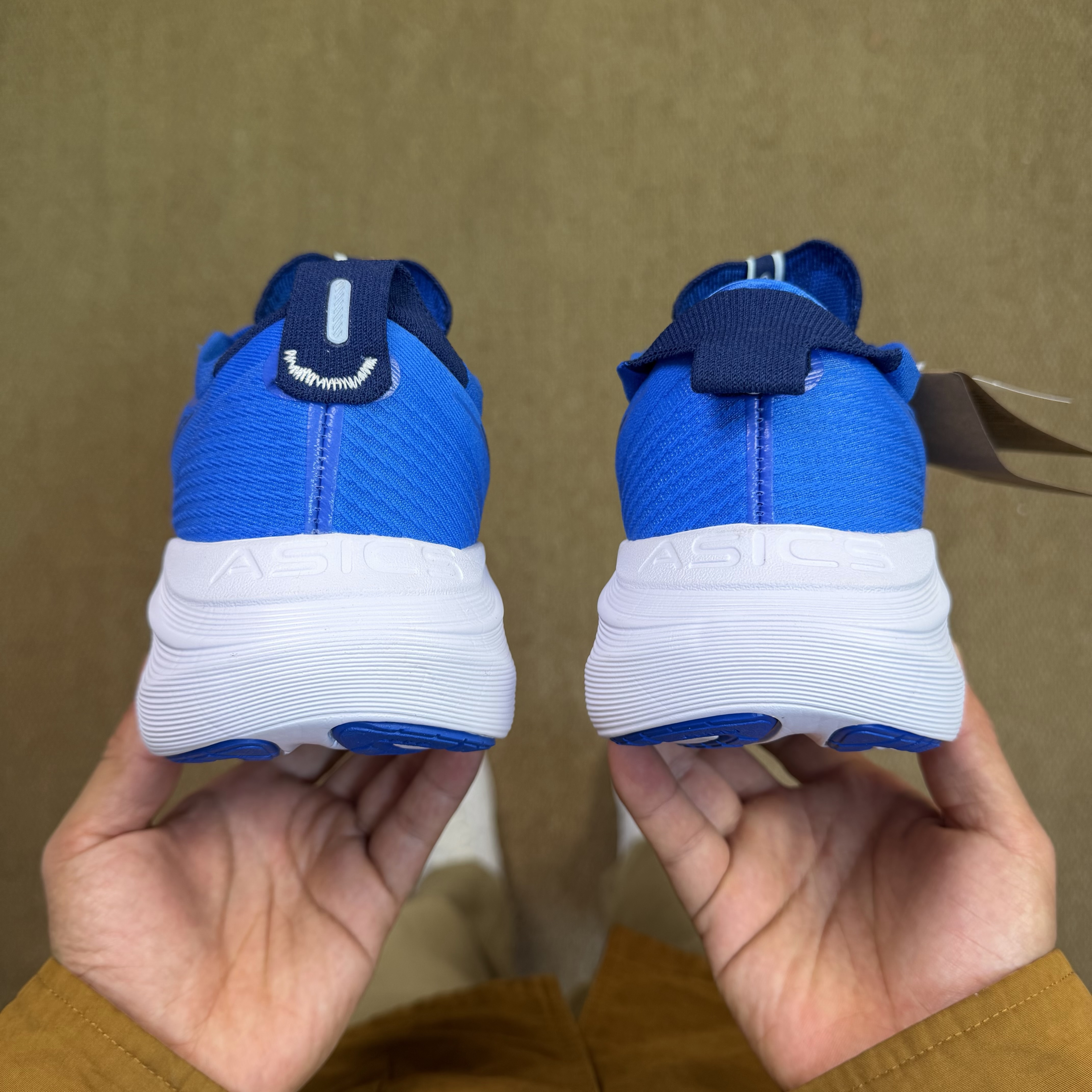 Asics Gel-Nimbus 27 1011B958-401