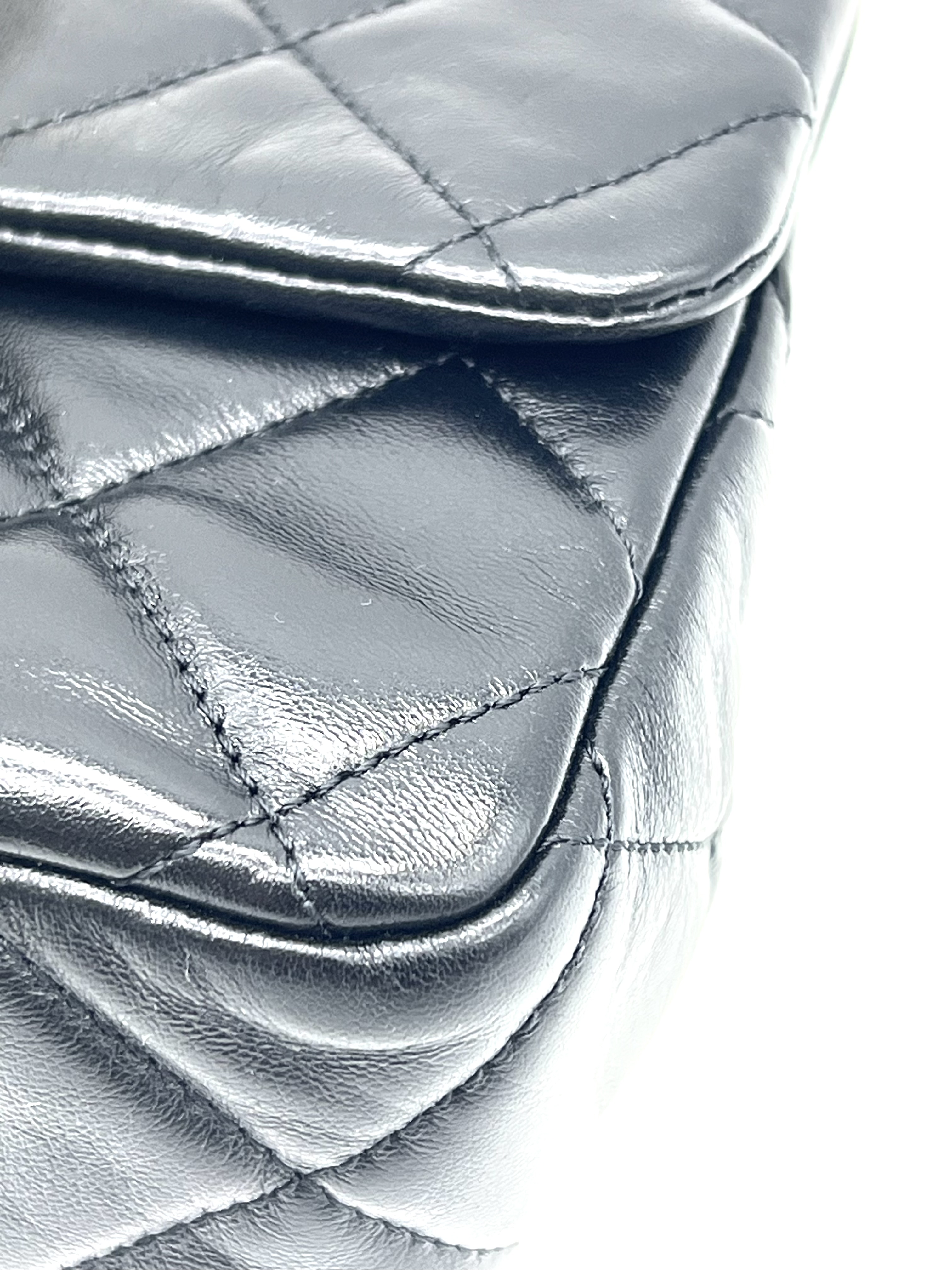 Pre-Owned CHANEL Flap Bag / Product Code: 26042219